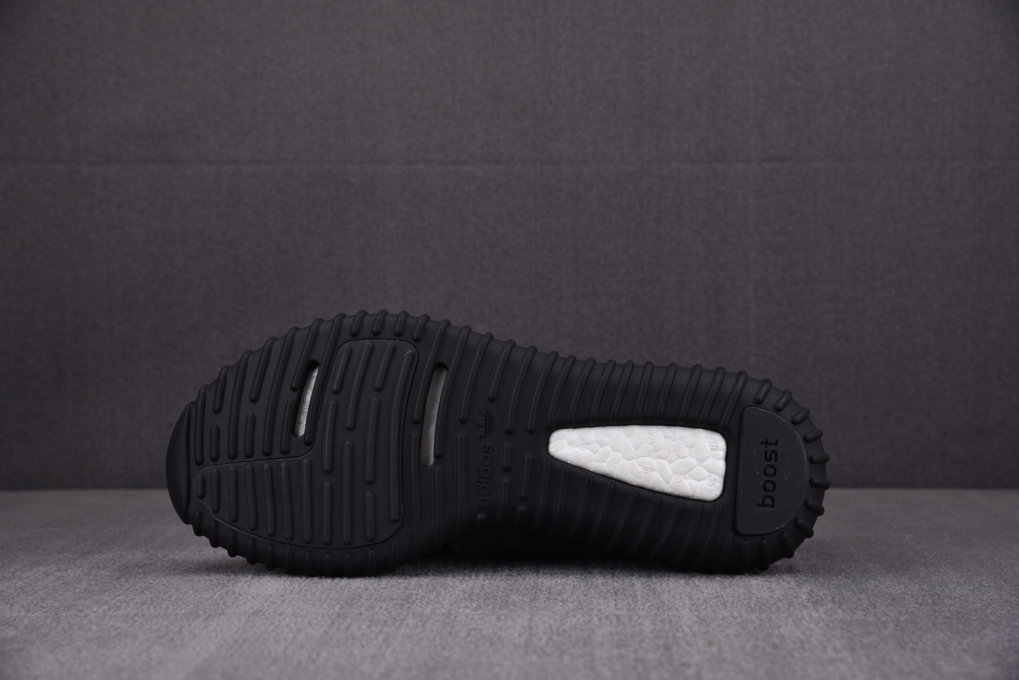 Yeezy Boost 350 'Pirate Black' 2023