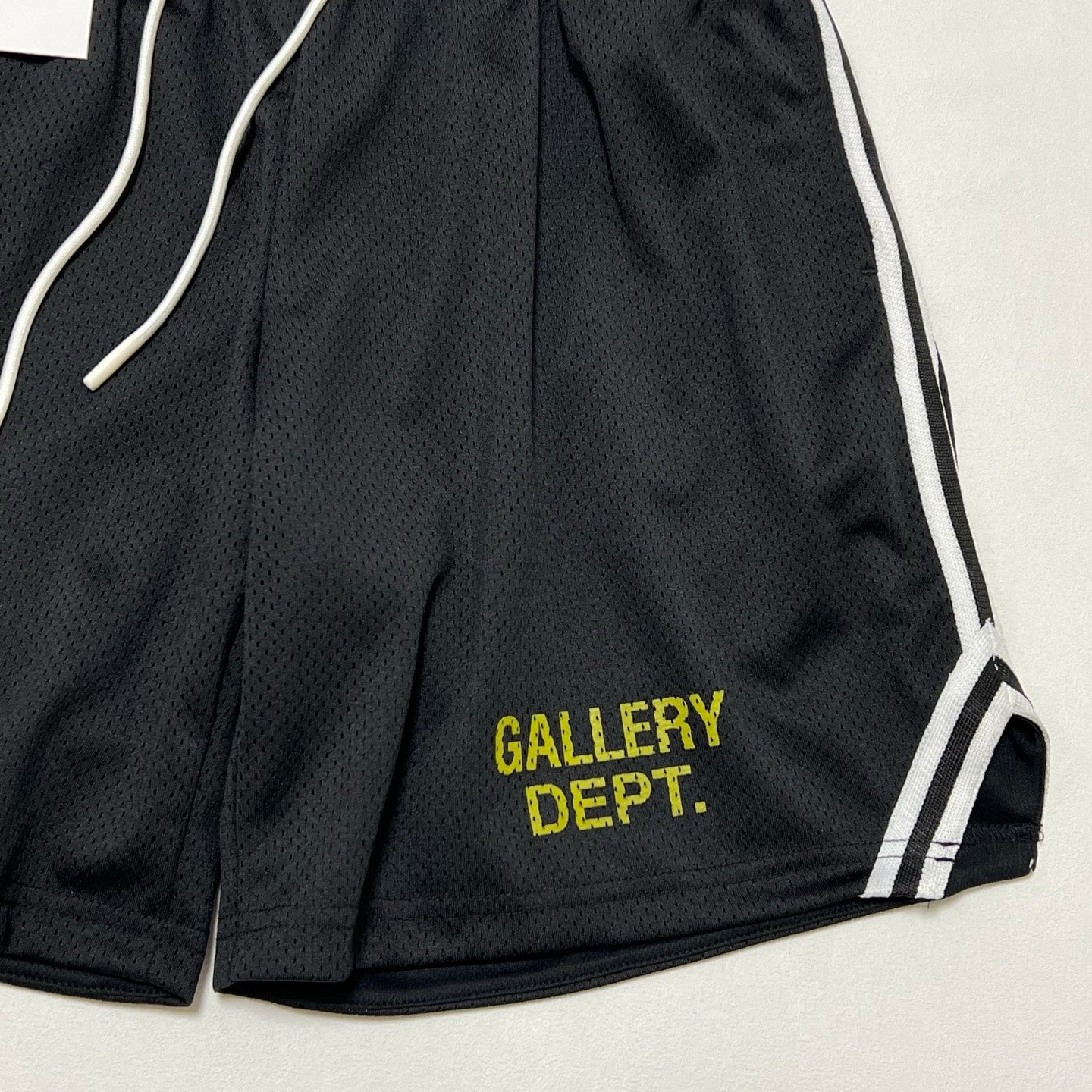 Gallery Dept. VENICE COURT SHORTS