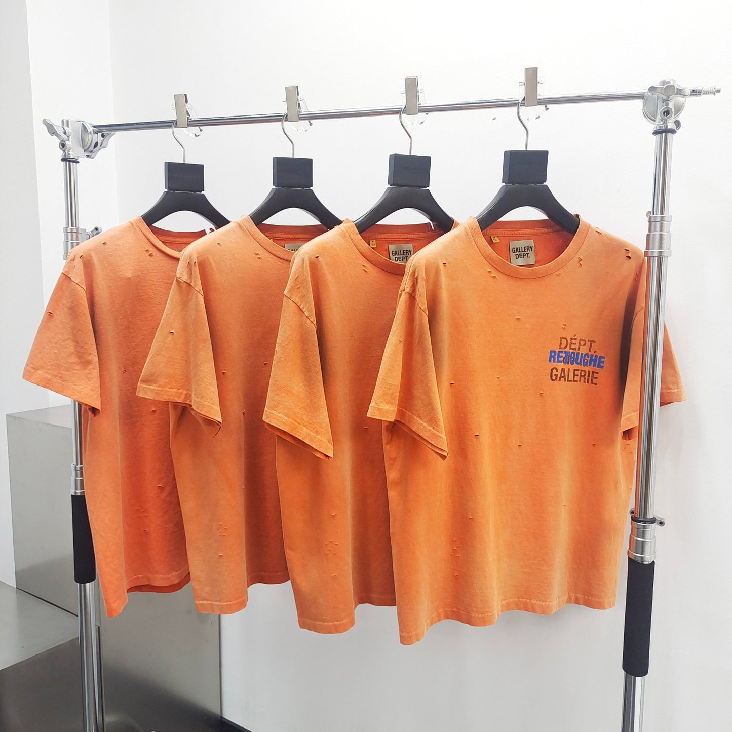 Gallery Dept. RETOUCHE DAMAGED FRENCH TEE