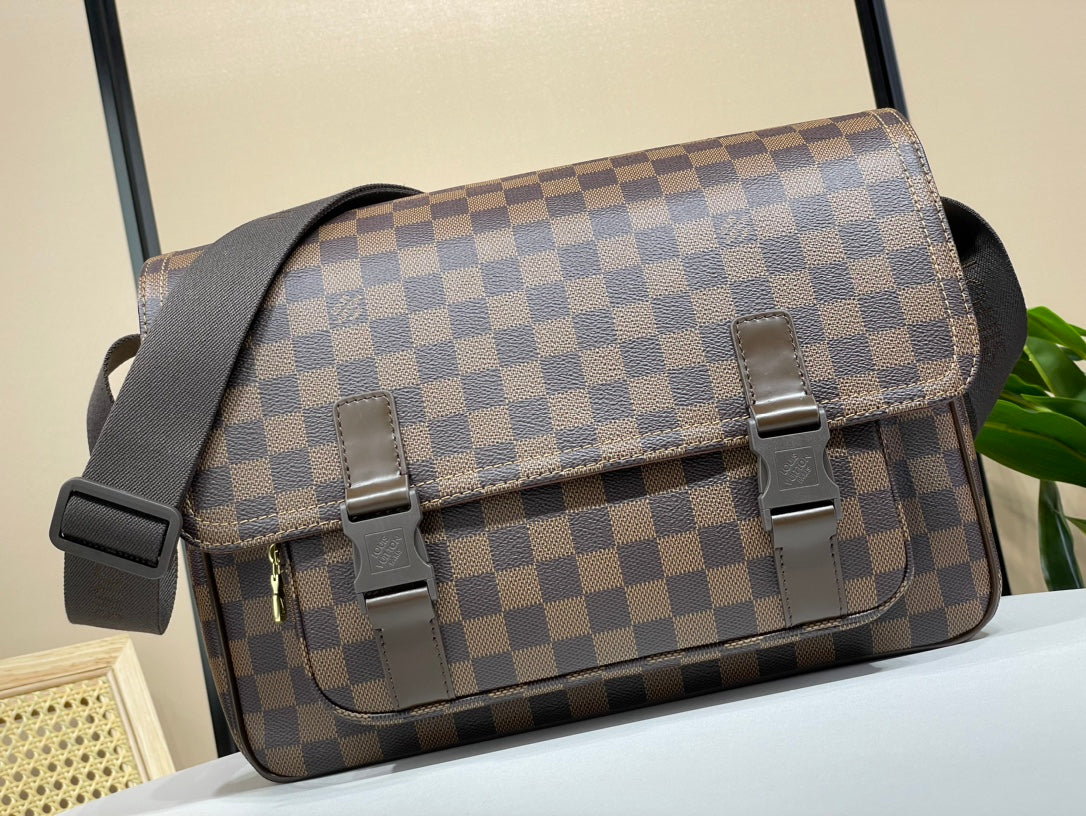 Louis Vuitton Damier Ebene Melville Messenger Bag 34*25*13CM