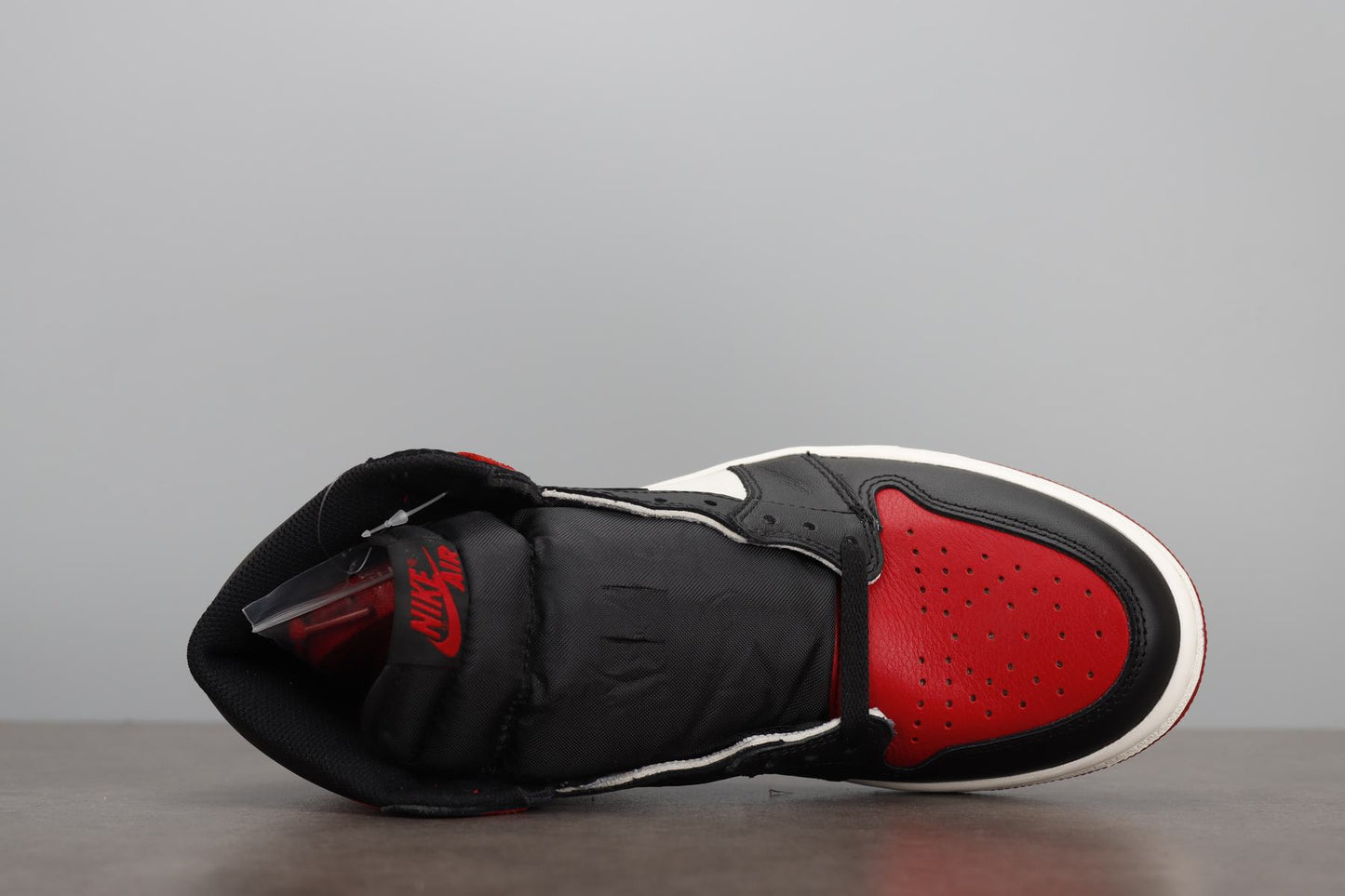 Air Jordan 1 Retro High OG 'Bred Toe'