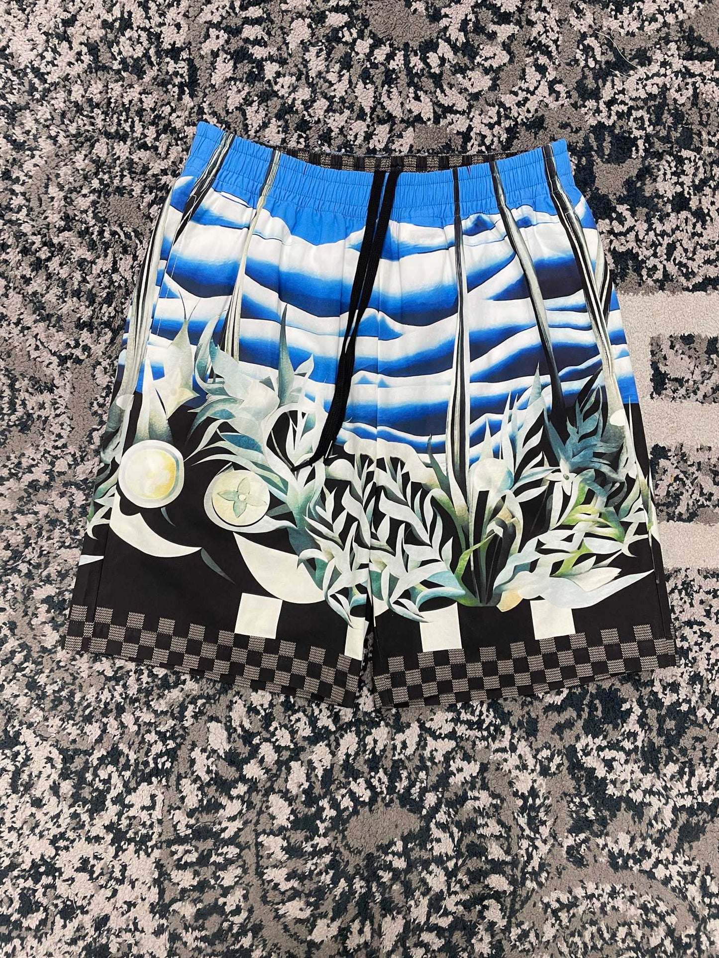Louis Vuitton paradise islands collection Shorts