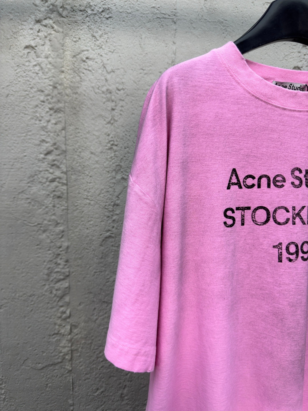Acne Studio WMNS logo pink tee