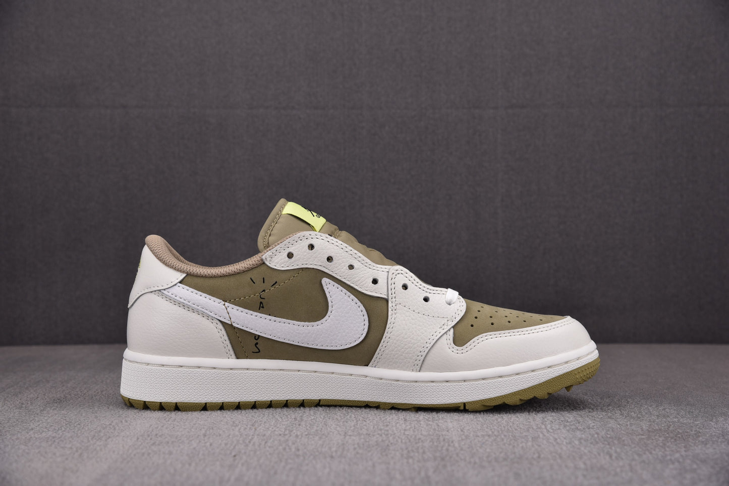 Travis Scott x Air Jordan 1 Low Golf 'Neutral Olive'