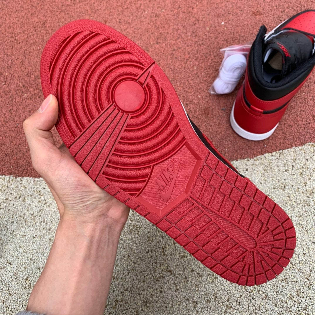 Air Jordan 1 Retro High '85 OG 'Bred / Banned' 2025