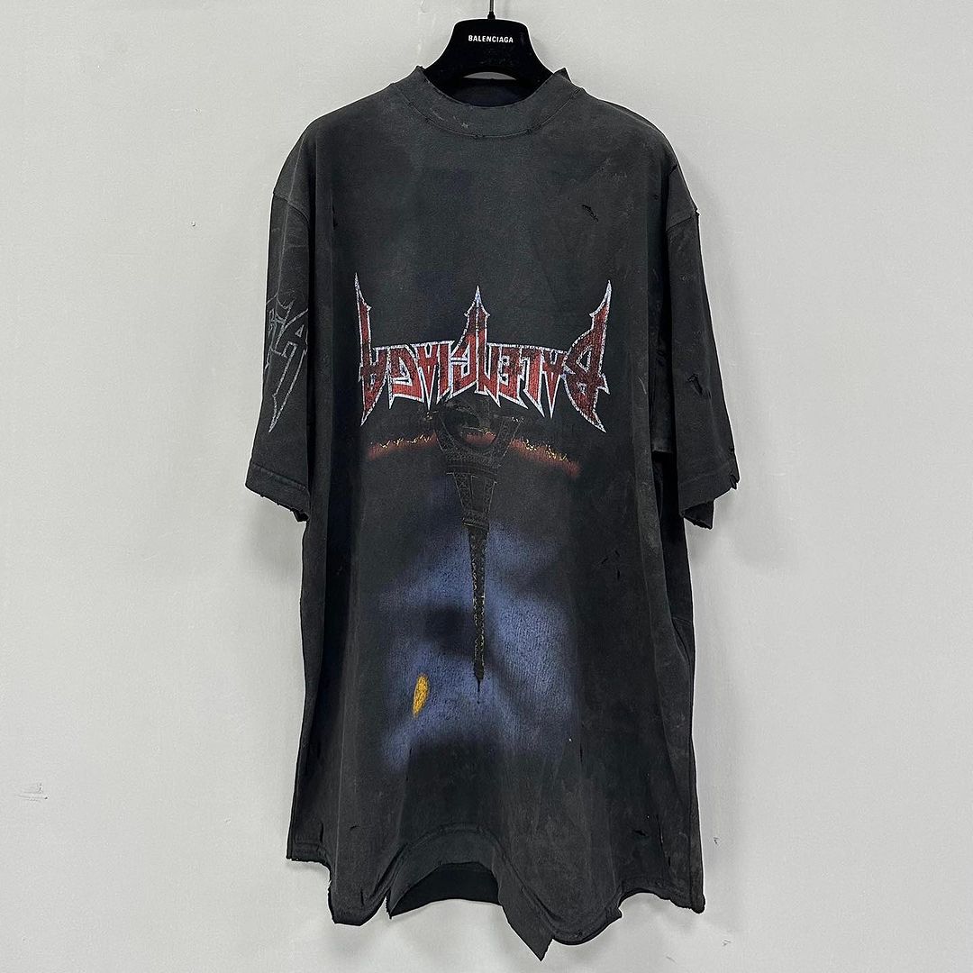 Balenciaga Paris Moon Oversized T-shirt – NYSummerShop