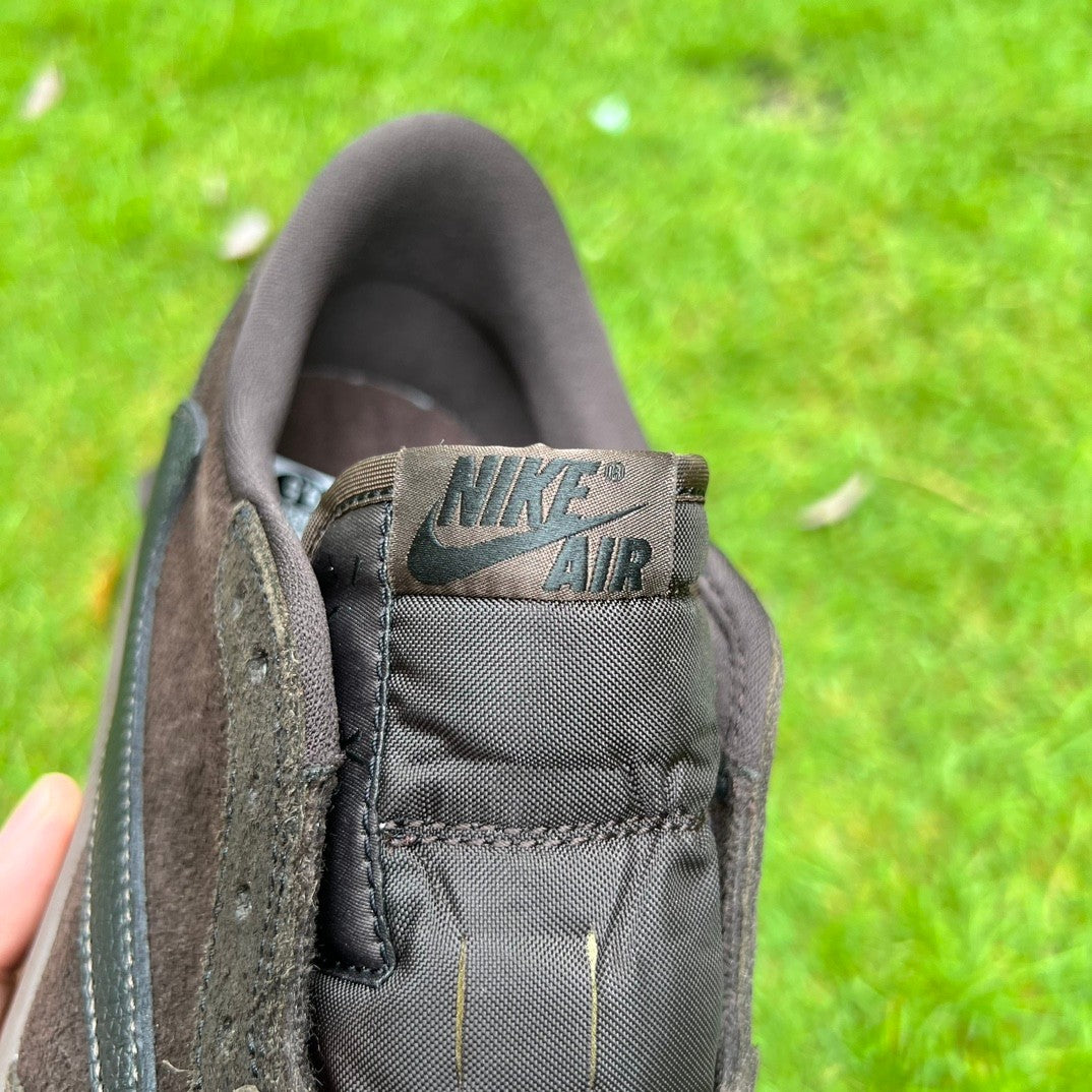 Travis Scott x Air Jordan 1 Low OG "Velvet Brown"
