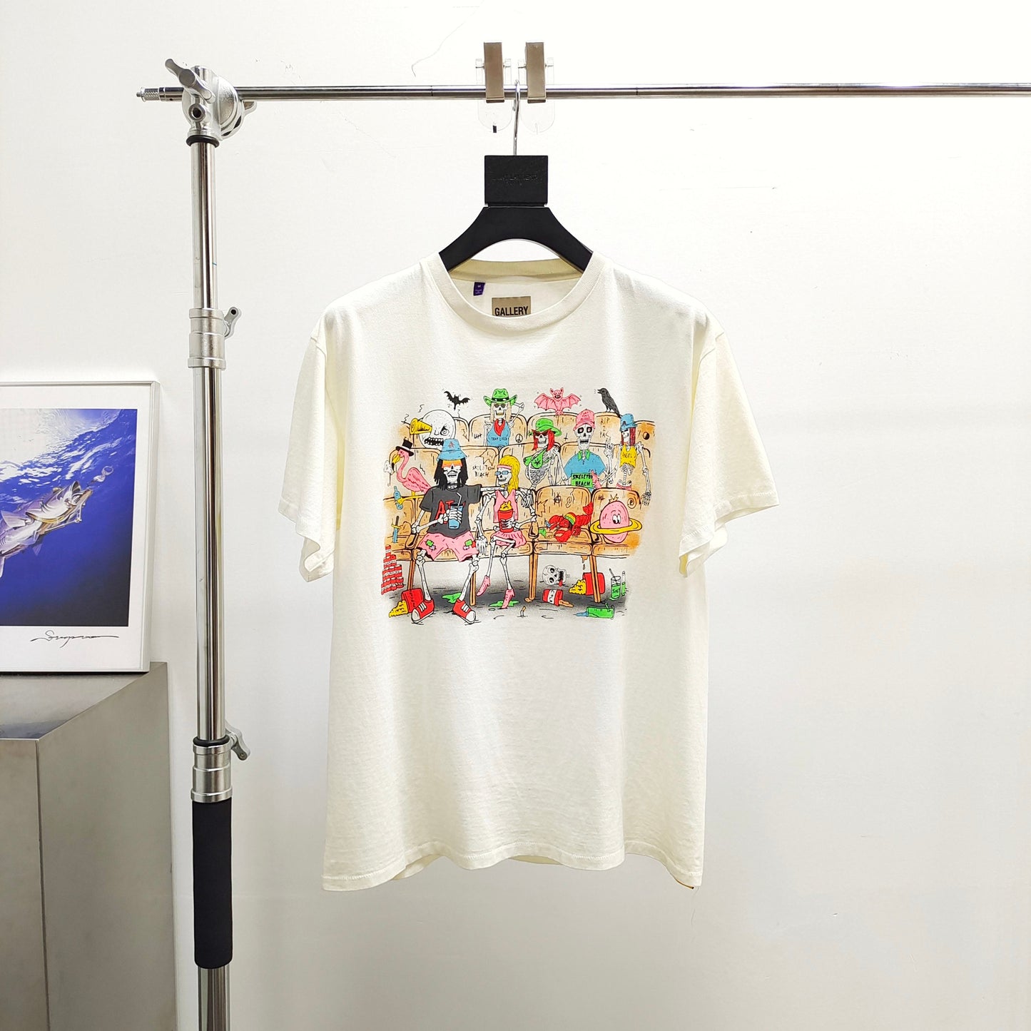 Gallery Dept. SKELETON BEACH THEATER TEE