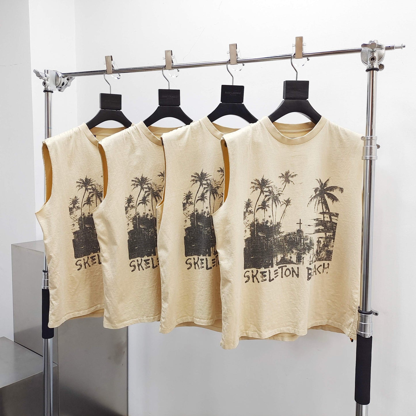 GALLERY DEPT. DAY NIGHT SLEEVELESS TEE
