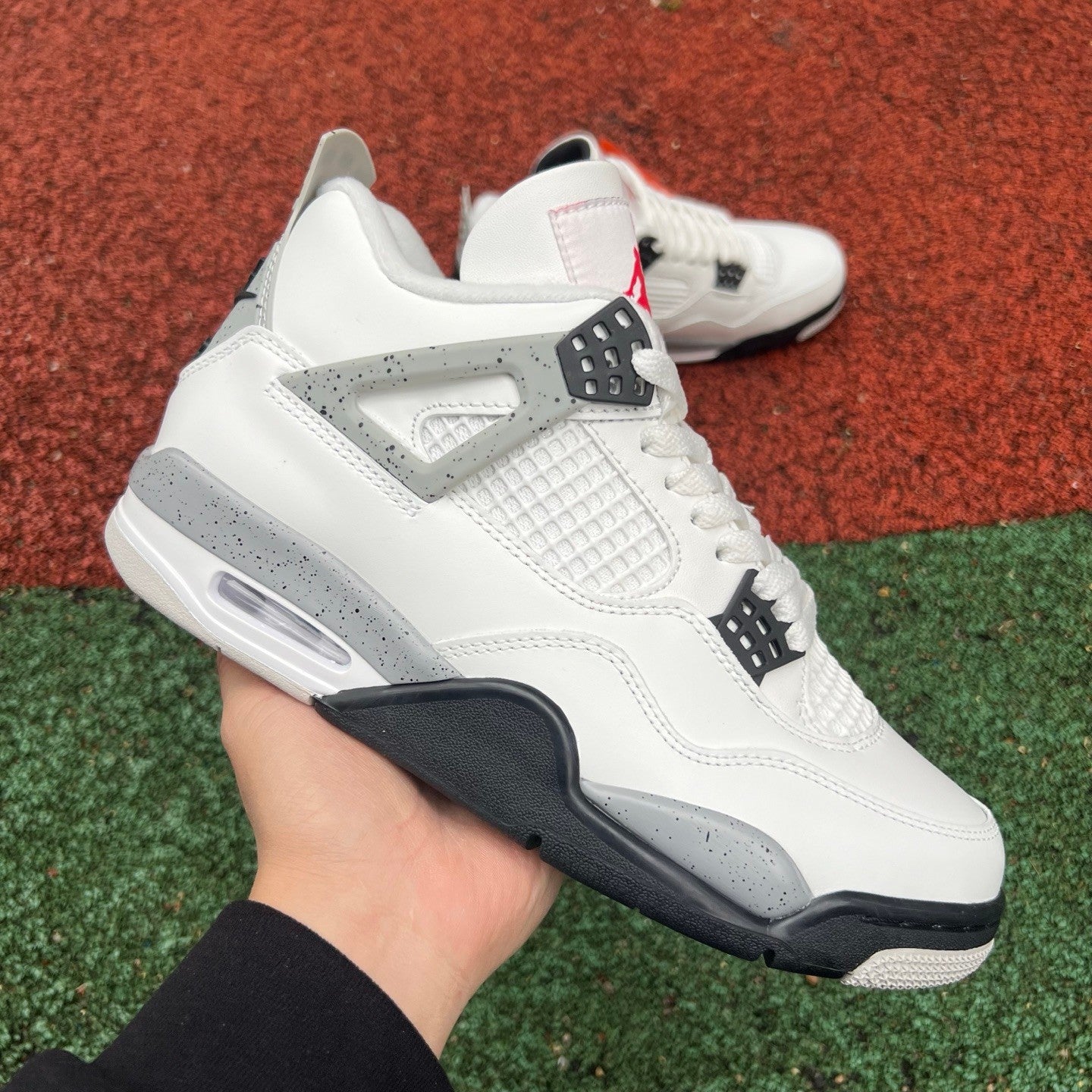 Air Jordan 4 Retro White Cement 2025