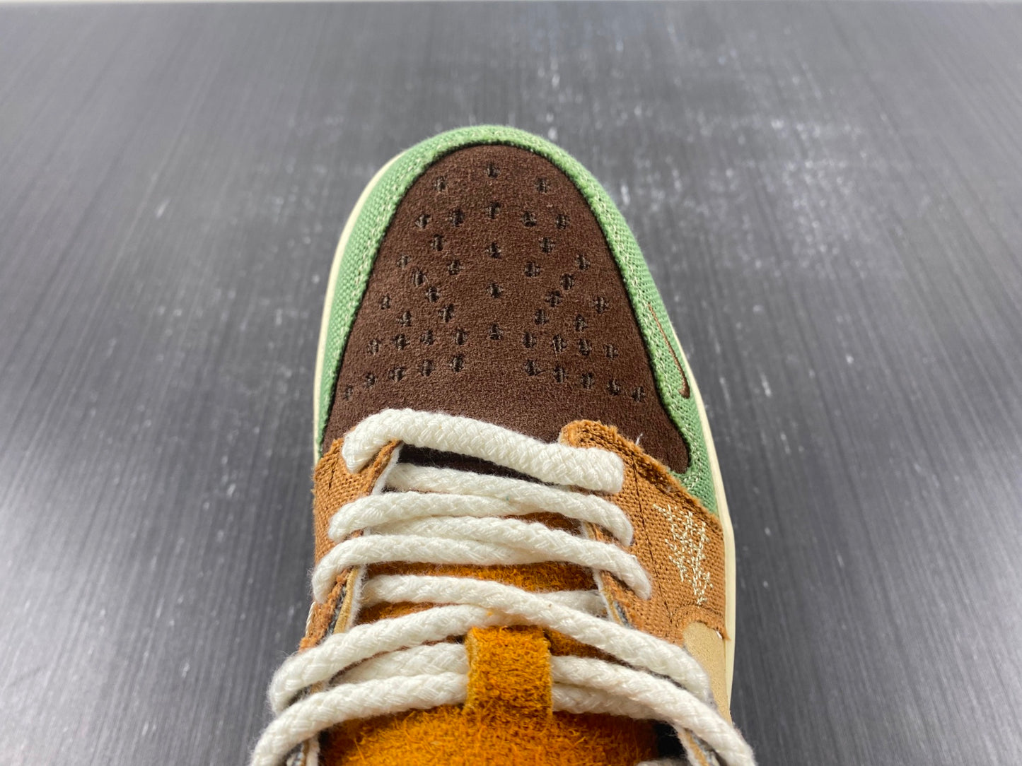 Zion Williamson x Air Jordan 1 Retro Low OG 'Voodoo'