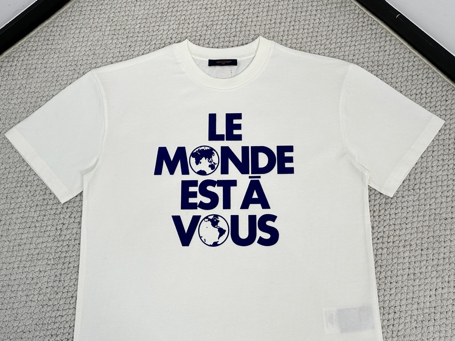 LV 'Le Monde Est À Vous' SS25 T-shirt
