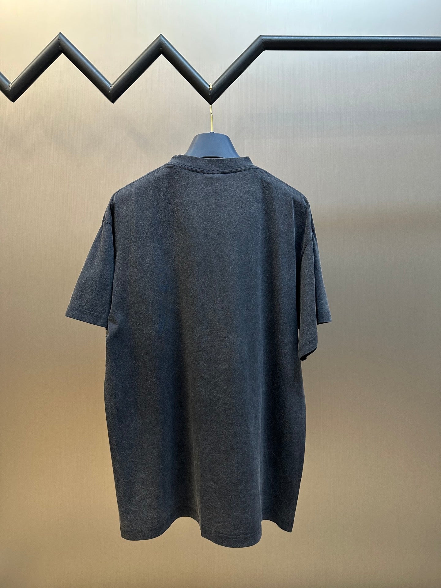 BB Men's Getaria T-shirt Oversized in Black Faded