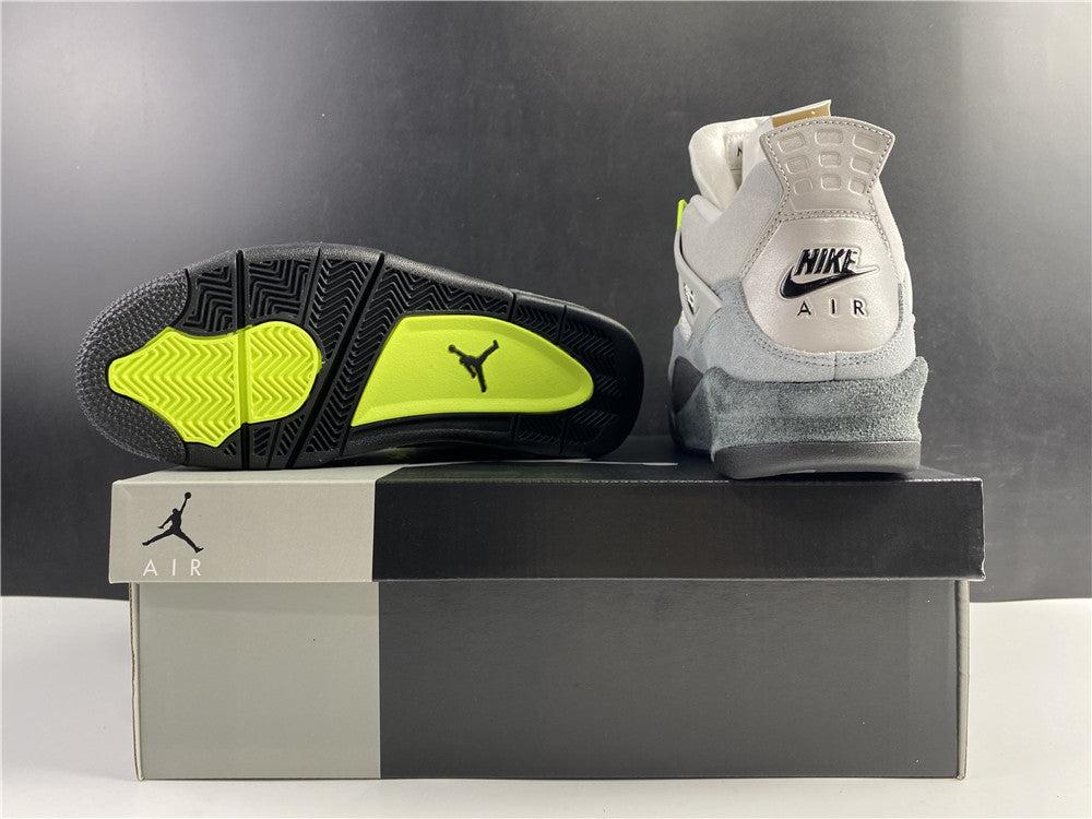 Air Jordan 4 Retro SE 'Neon 95'