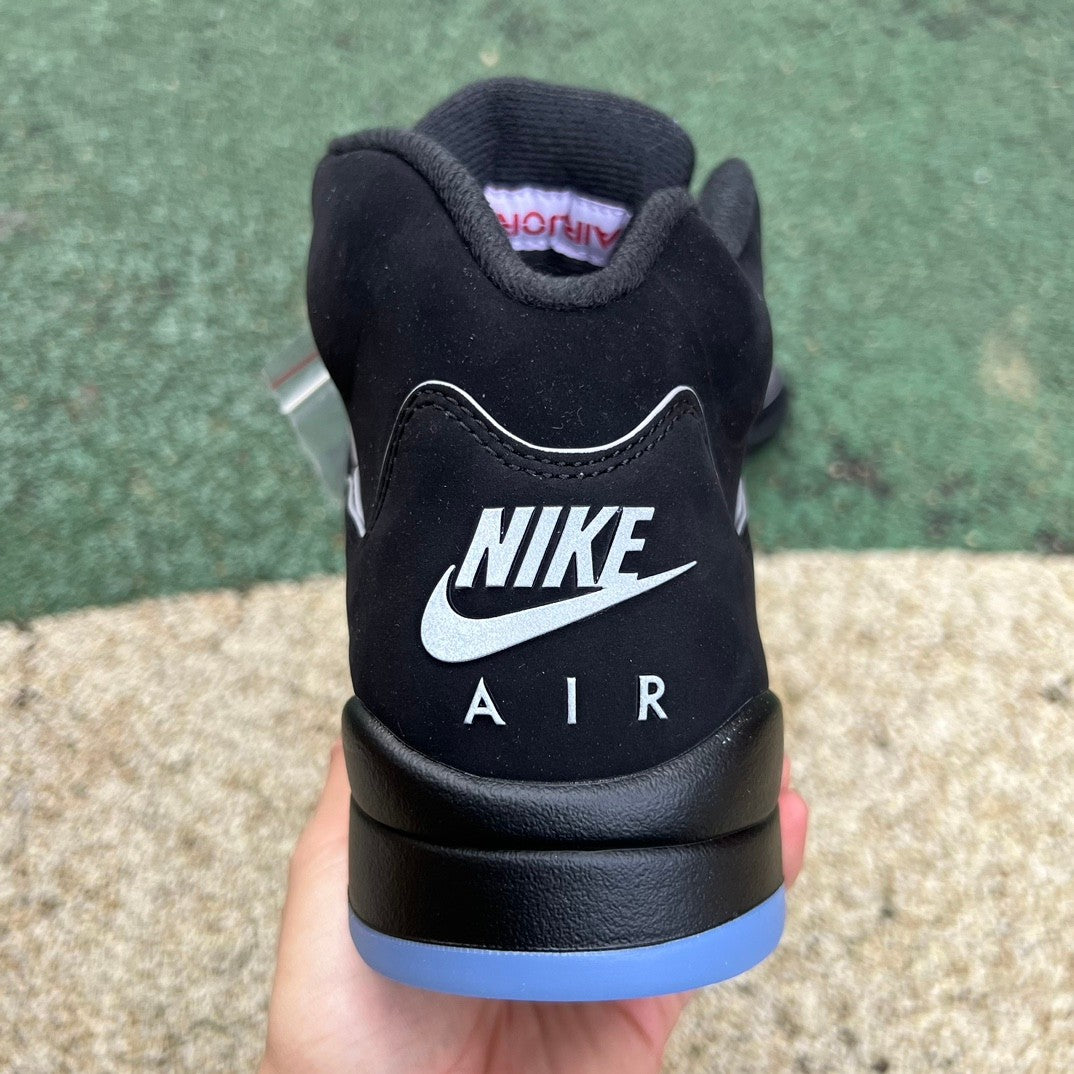Air Jordan 5 Retro OG 'Black Metallic Reimagined'