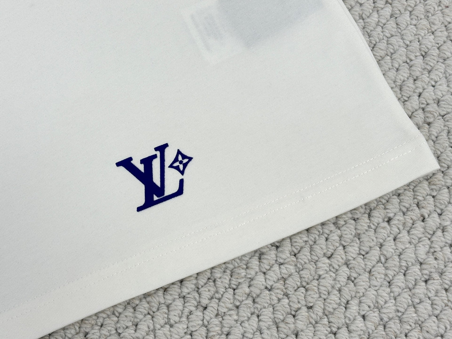 LV 'Le Monde Est À Vous' SS25 T-shirt