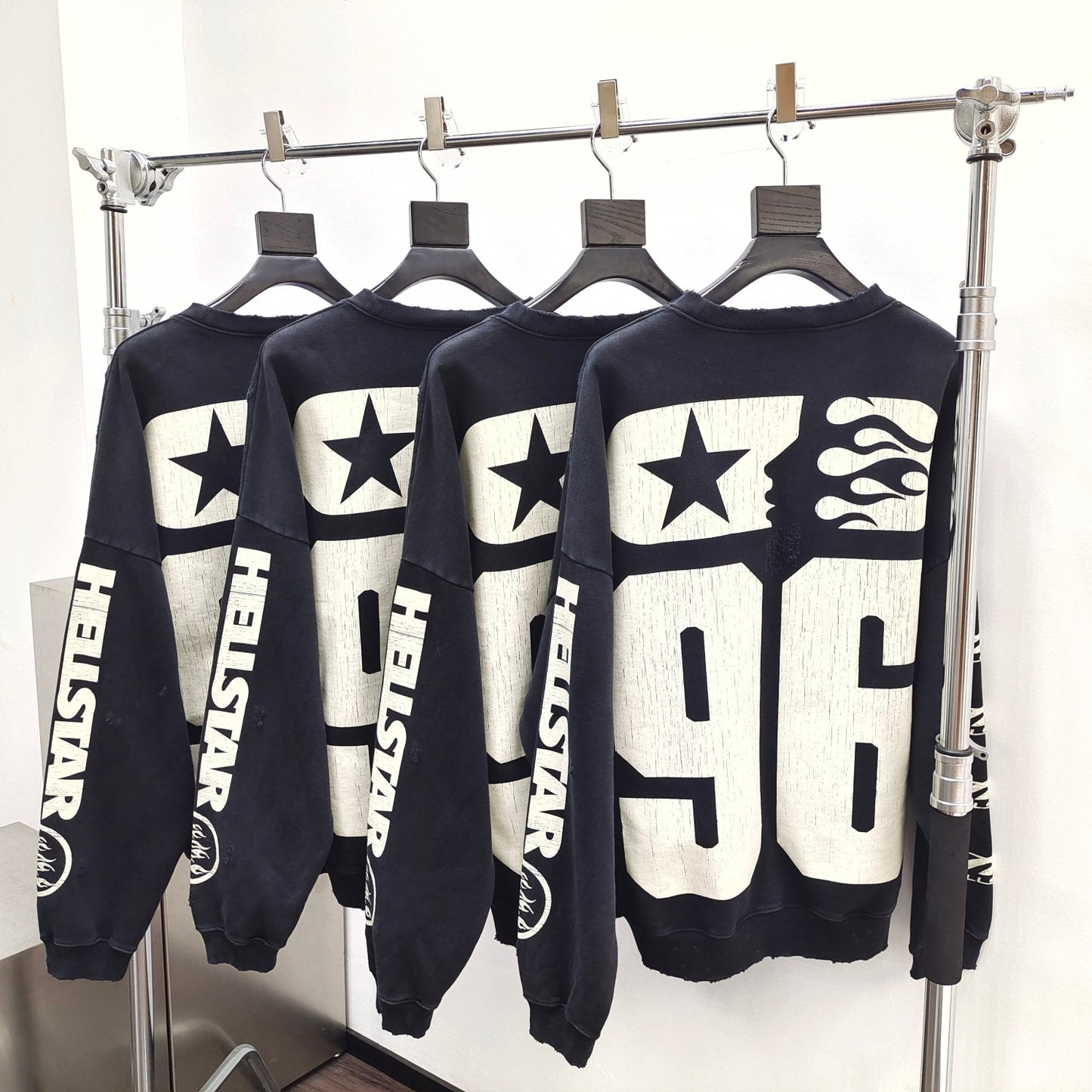 Hellstar Sports L/S tee