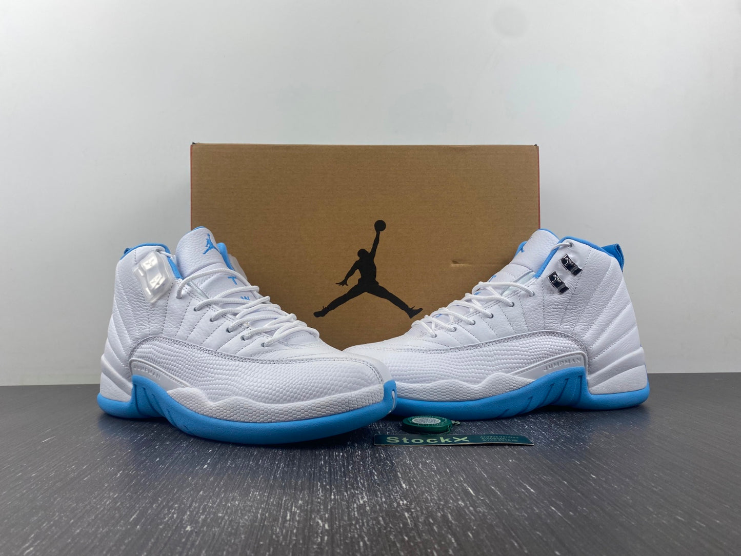 Wmns Air Jordan 12 Retro 'UNC'