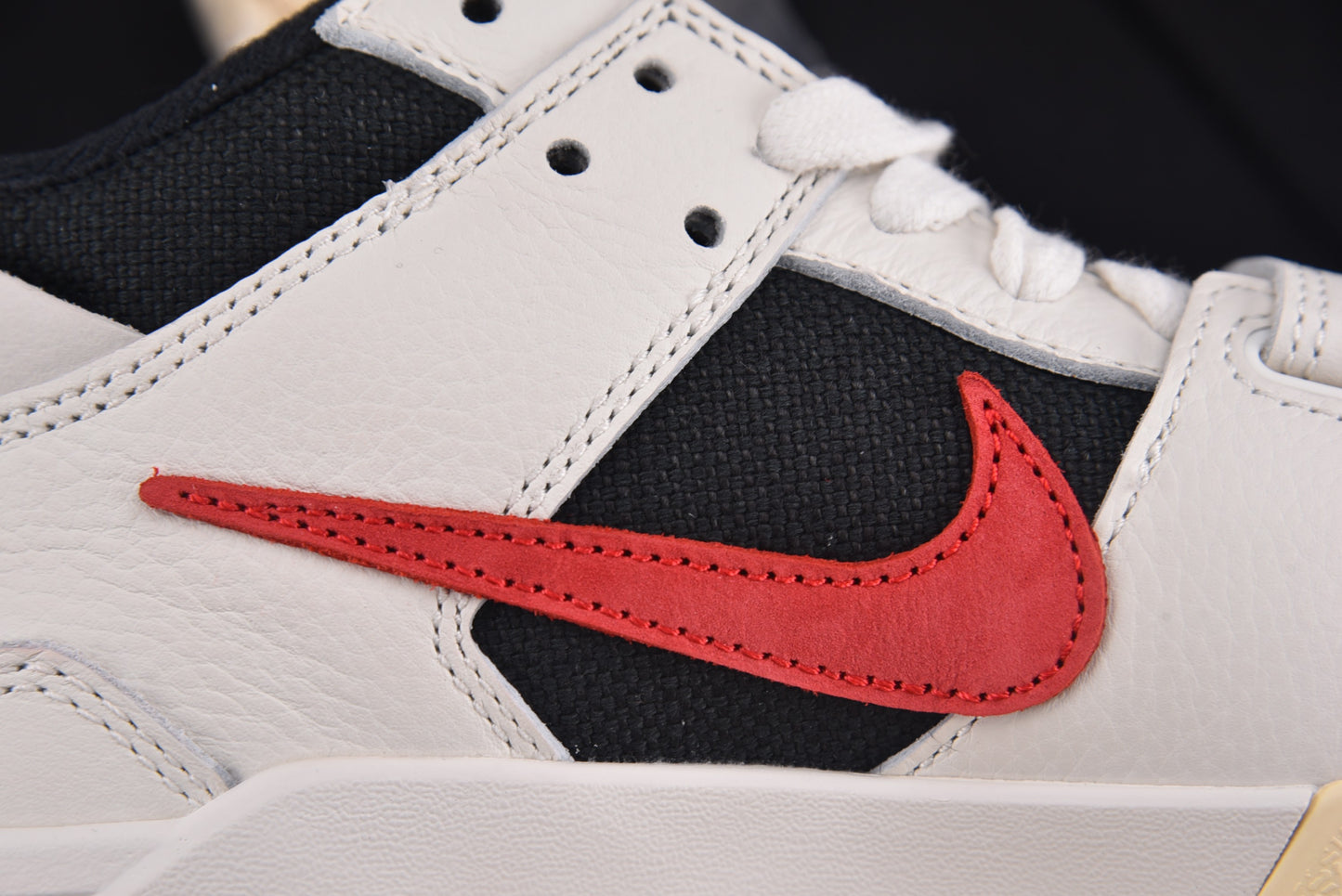 Travis Scott x Jordan Jumpman Jack TR“University Red”