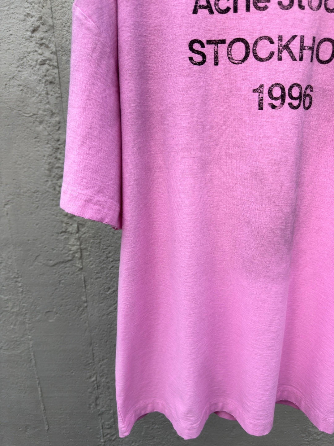 Acne Studio WMNS logo pink tee