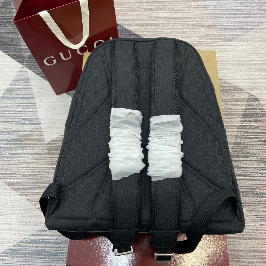 GG canvas medium backpack