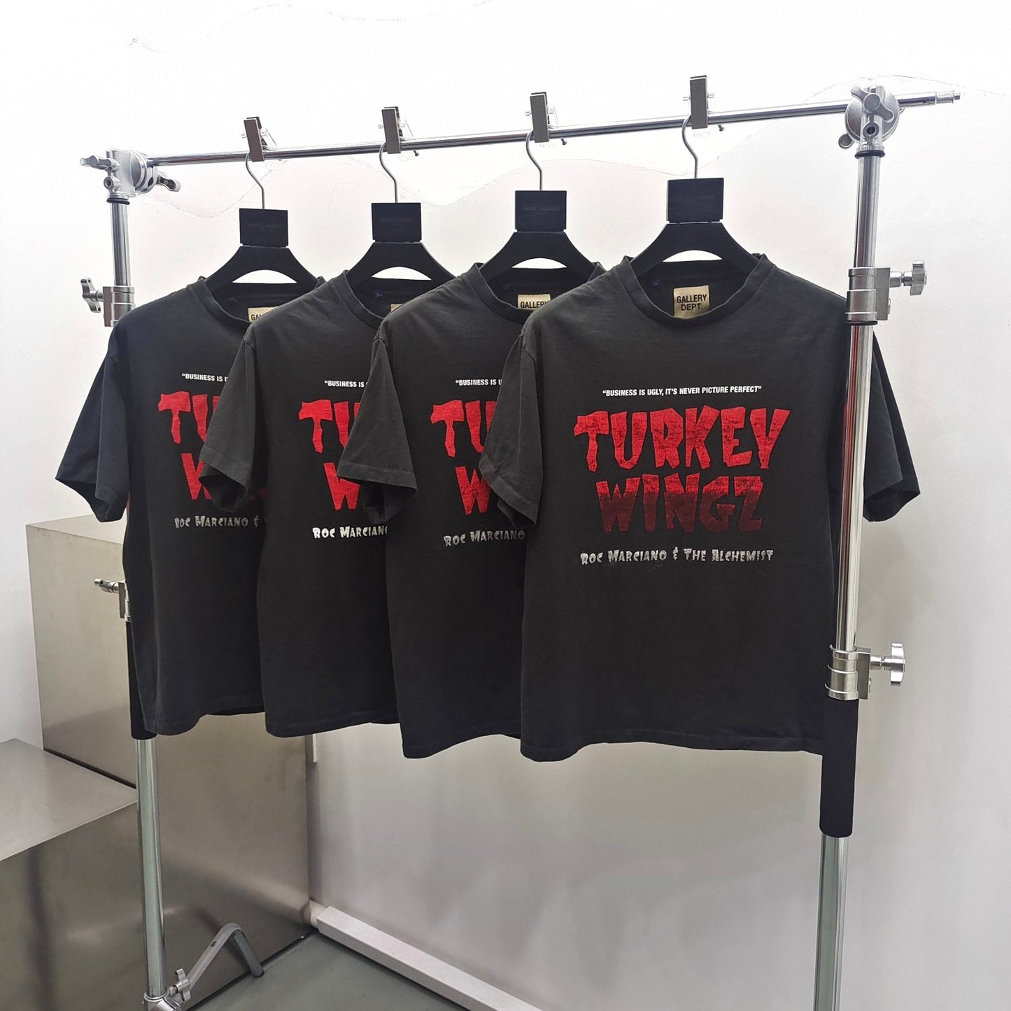 Gallery DEPT. TURKEY WINGZ TEE