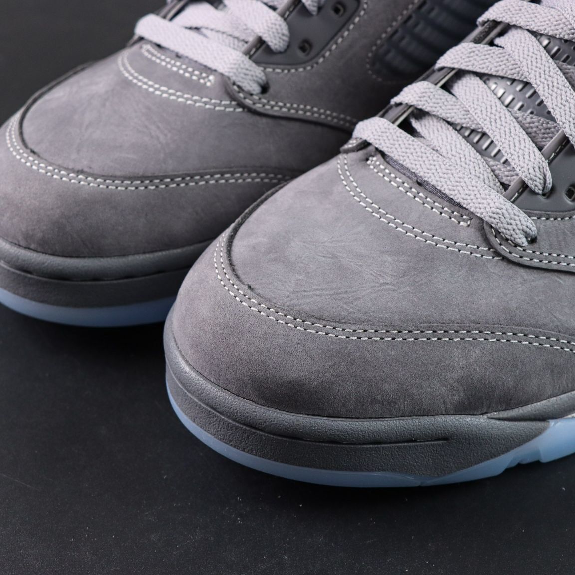 Air Jordan 5 Retro 'Wolf Grey' 2026