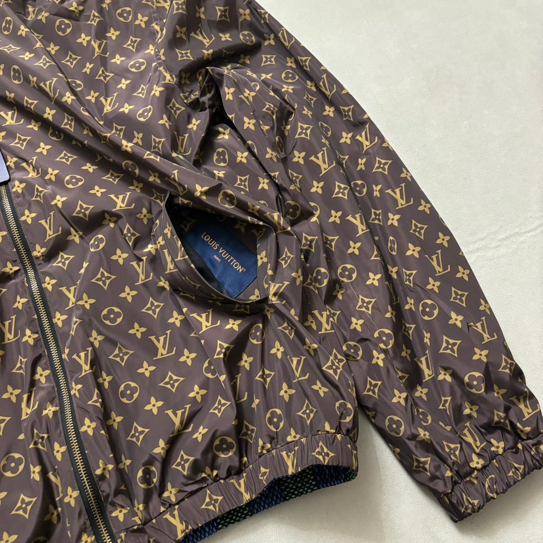 LV Damier Reversible Windbreaker 1AHBIV