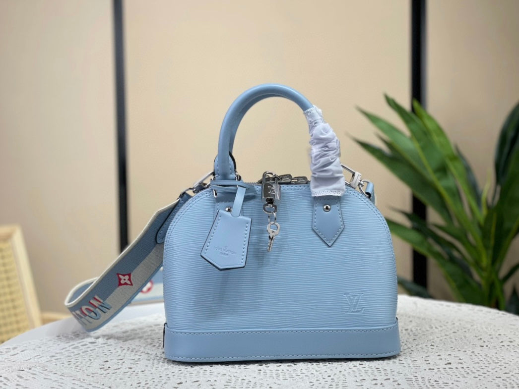 Louis Vuitton Alma BB Bag 23.5cm x 17.5cm x 11.5cm