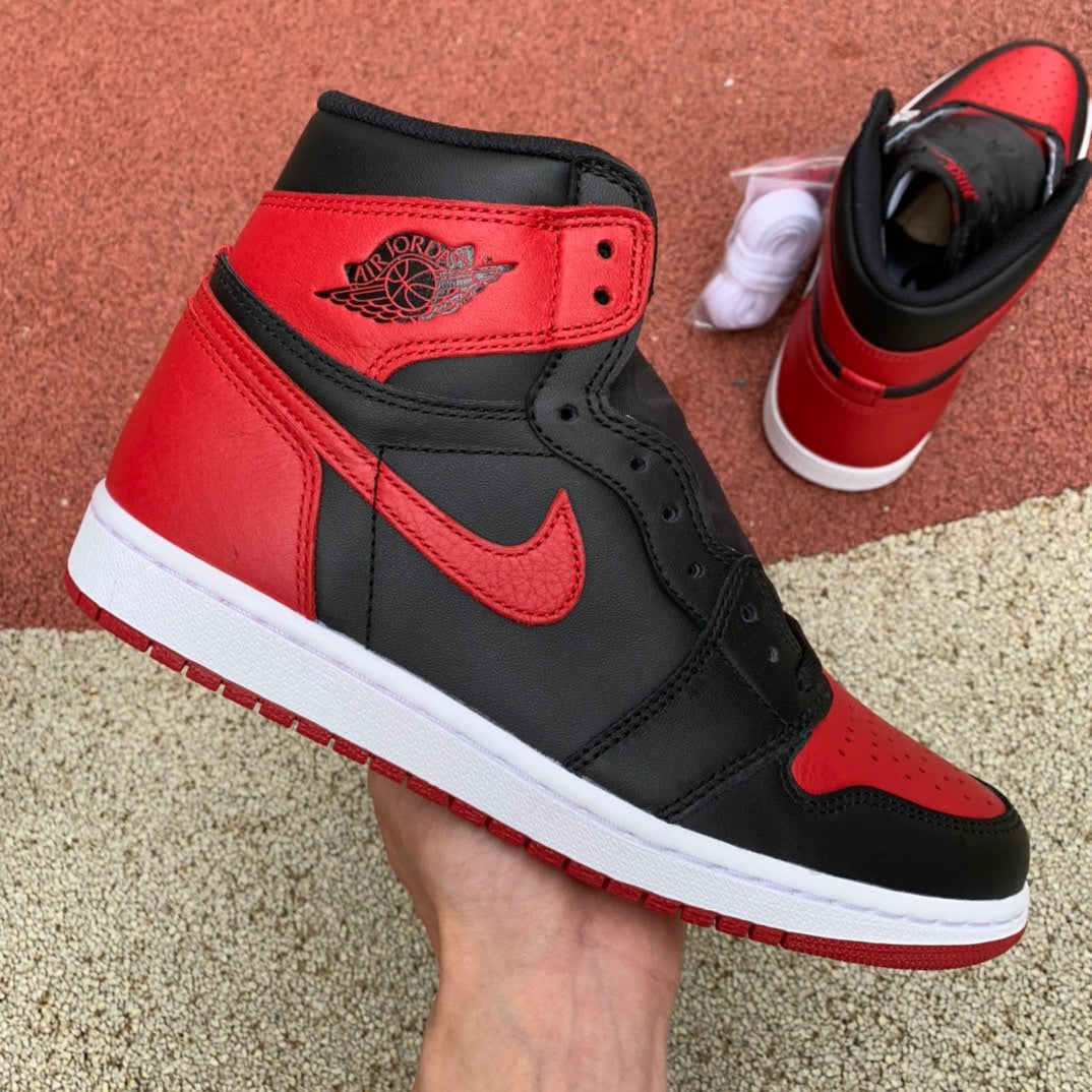 Air Jordan 1 Retro High '85 OG 'Bred / Banned' 2025