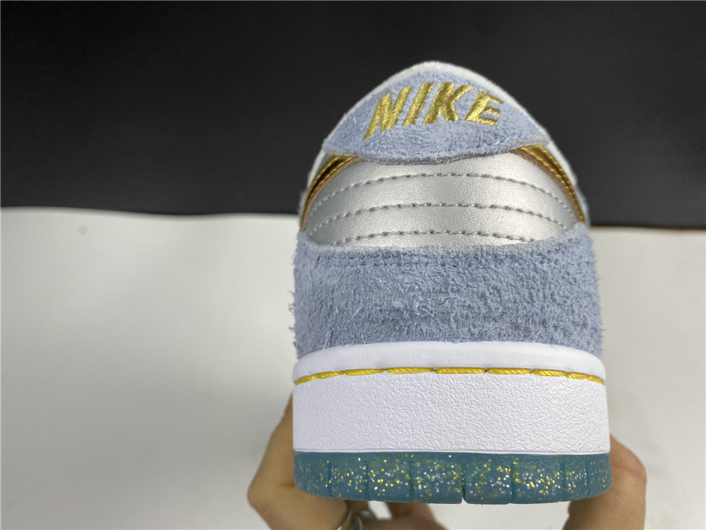 Sean Cliver x Dunk Low SB 'Holiday Special' Sample