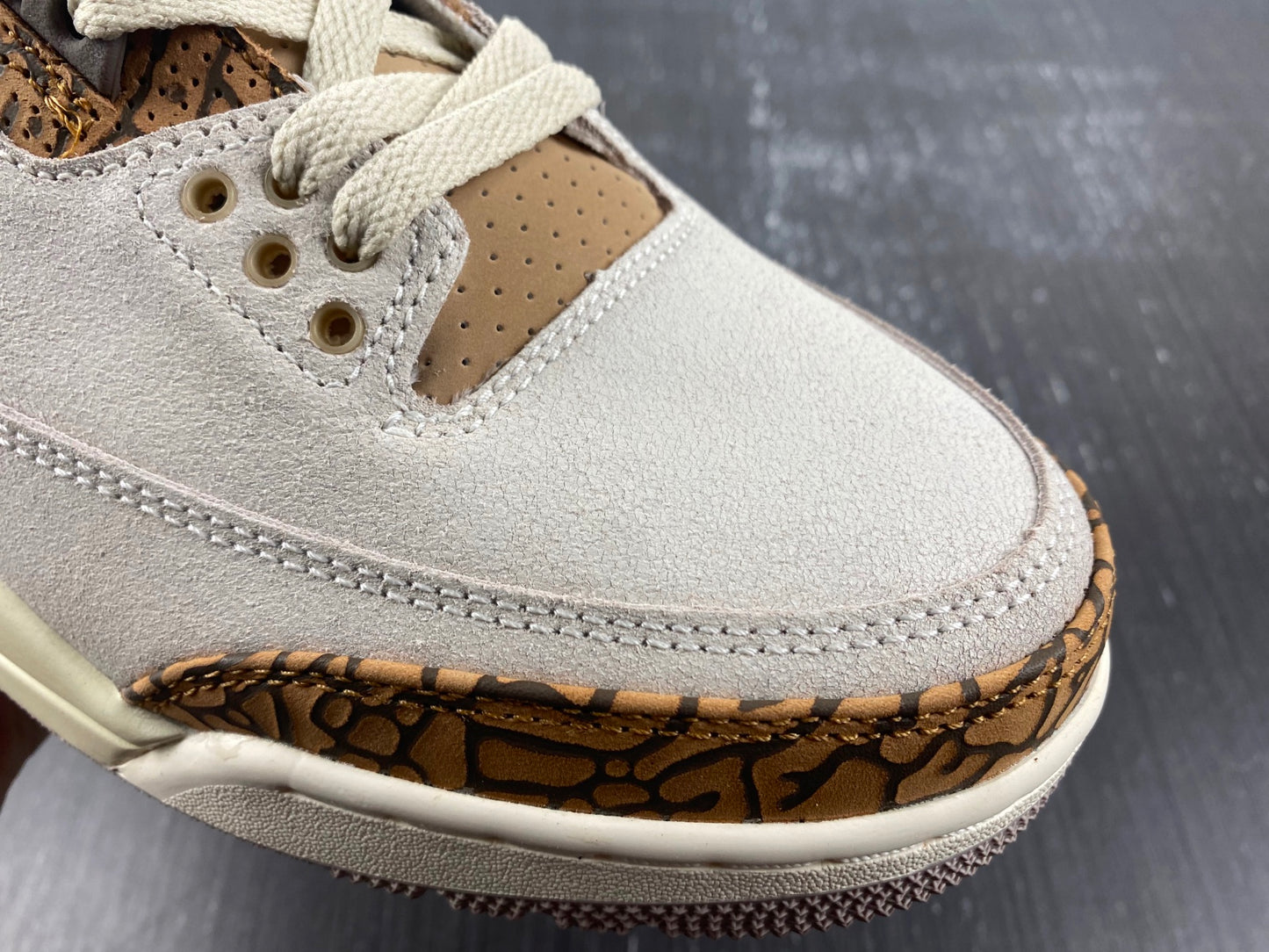 Travis Scott x Air Jordan 3 “Palomino”