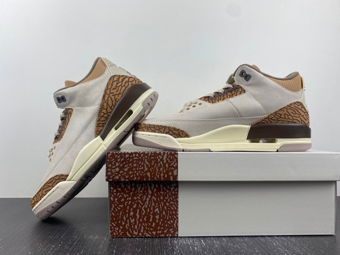 Travis Scott x Air Jordan 3 “Palomino”