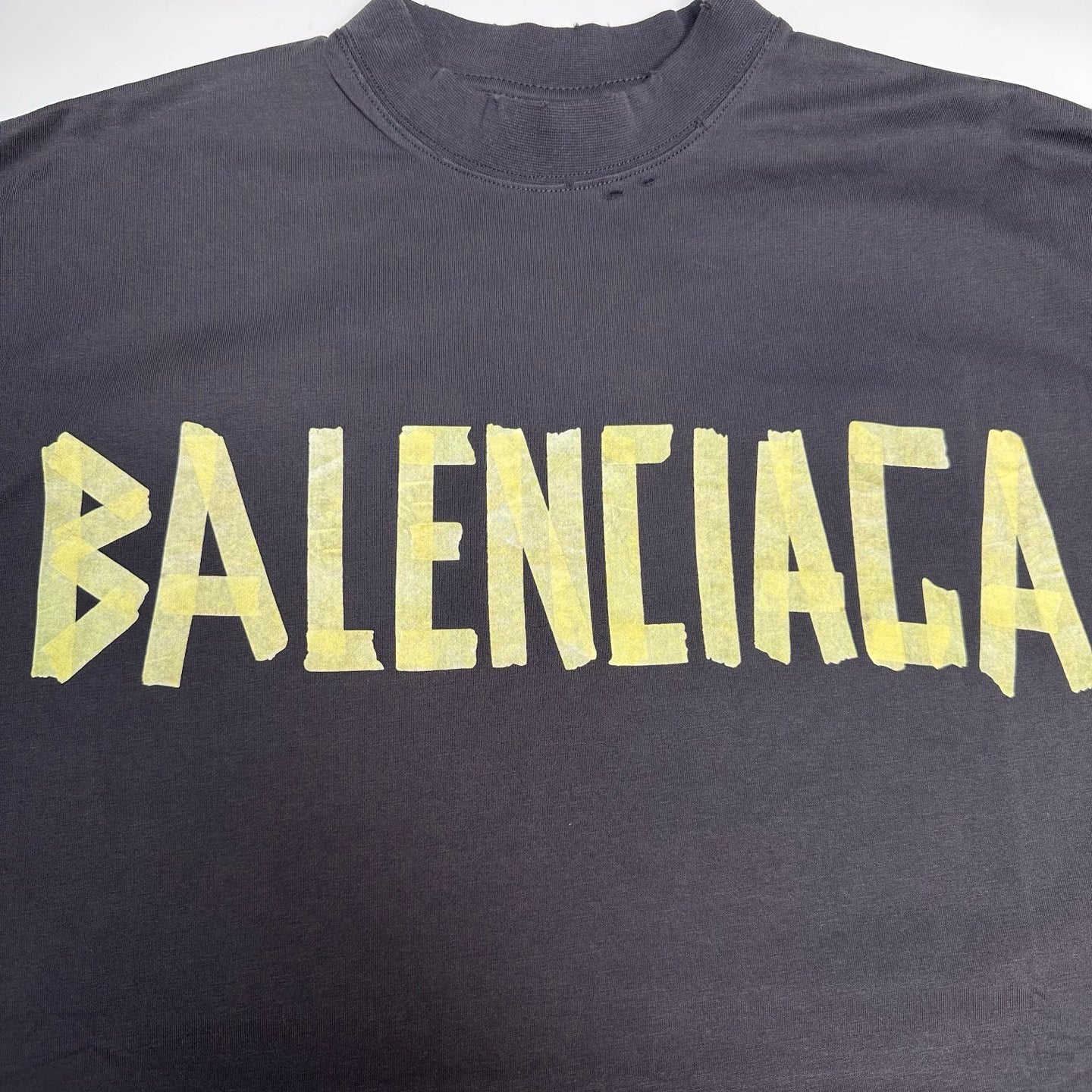 BB Tape type oversized washed black t-shirt