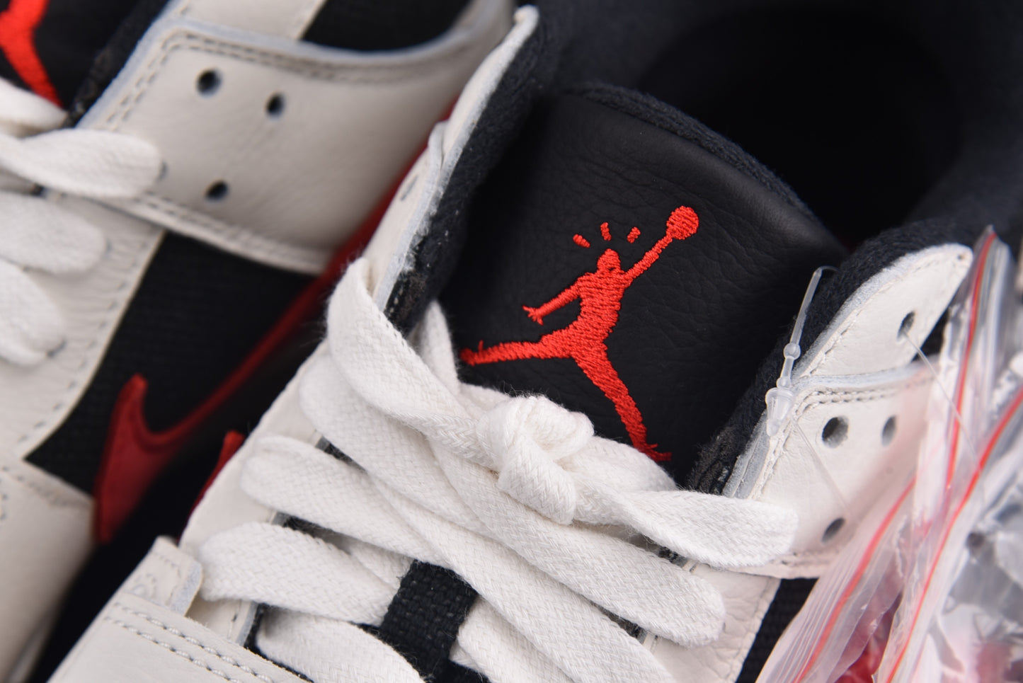 Travis Scott x Jordan Jumpman Jack TR“University Red”