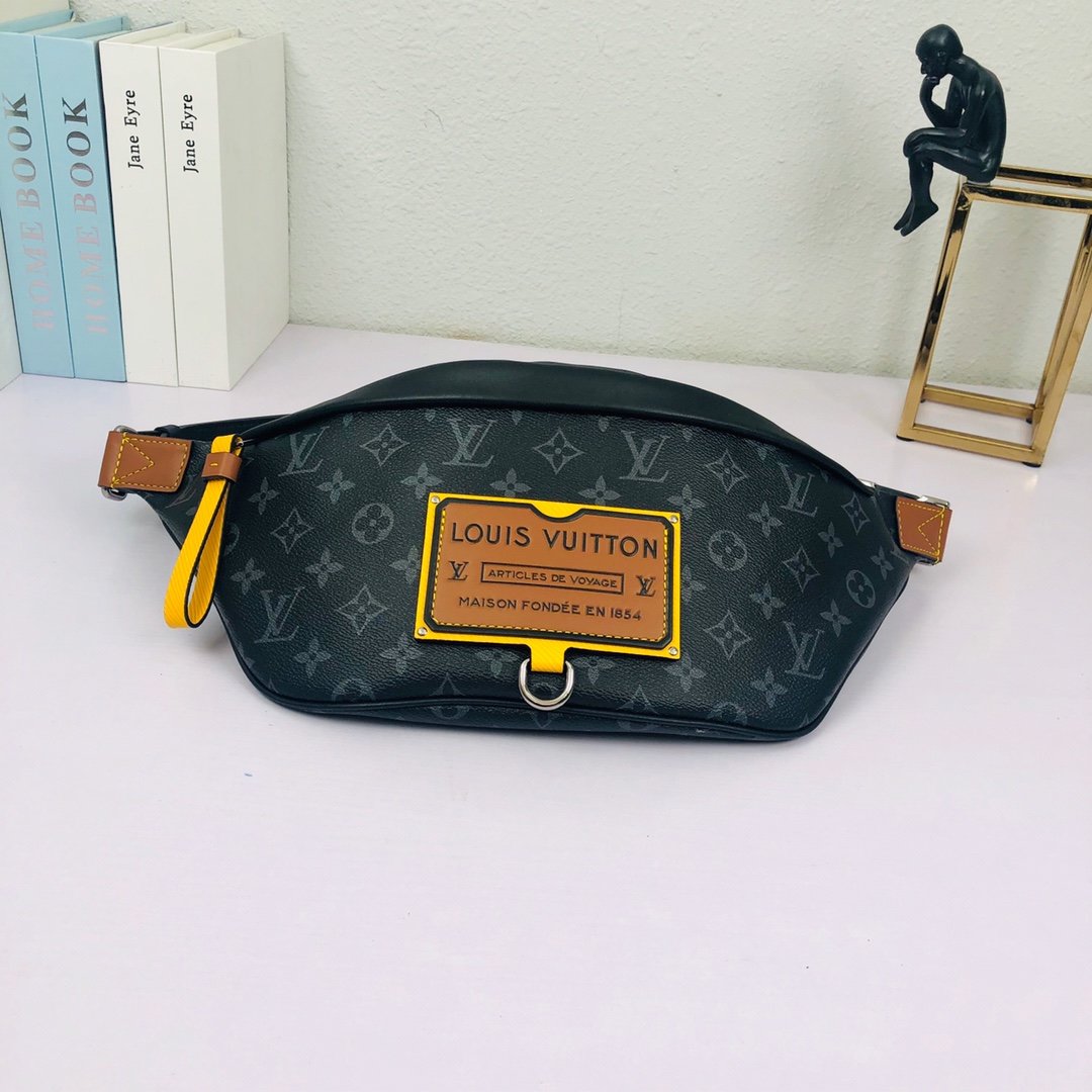 LV DISCOVERY BUM BAG ECLIPSE M45220