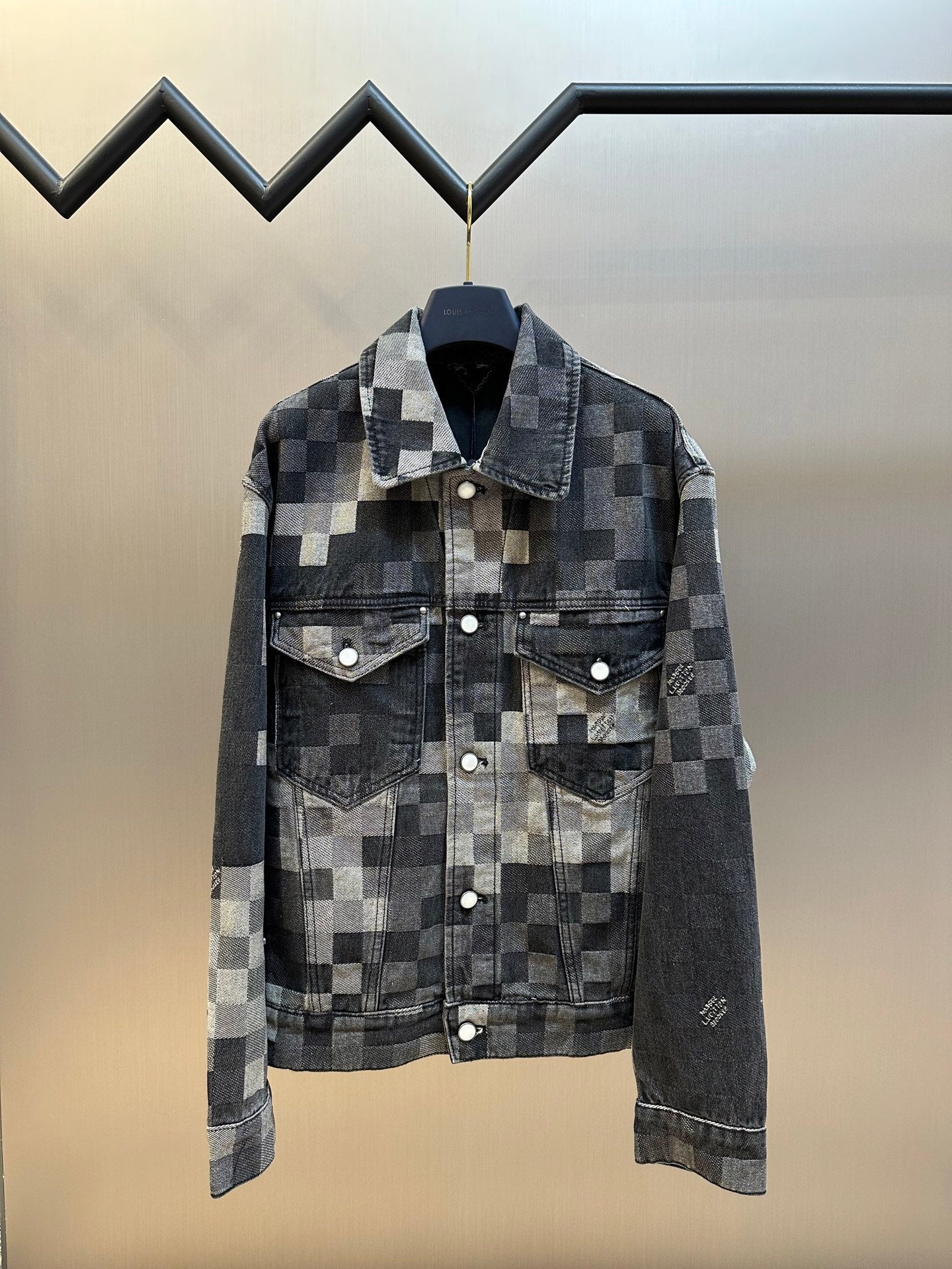 LV Damoflage Classic Denim Jacket 1AHEBG