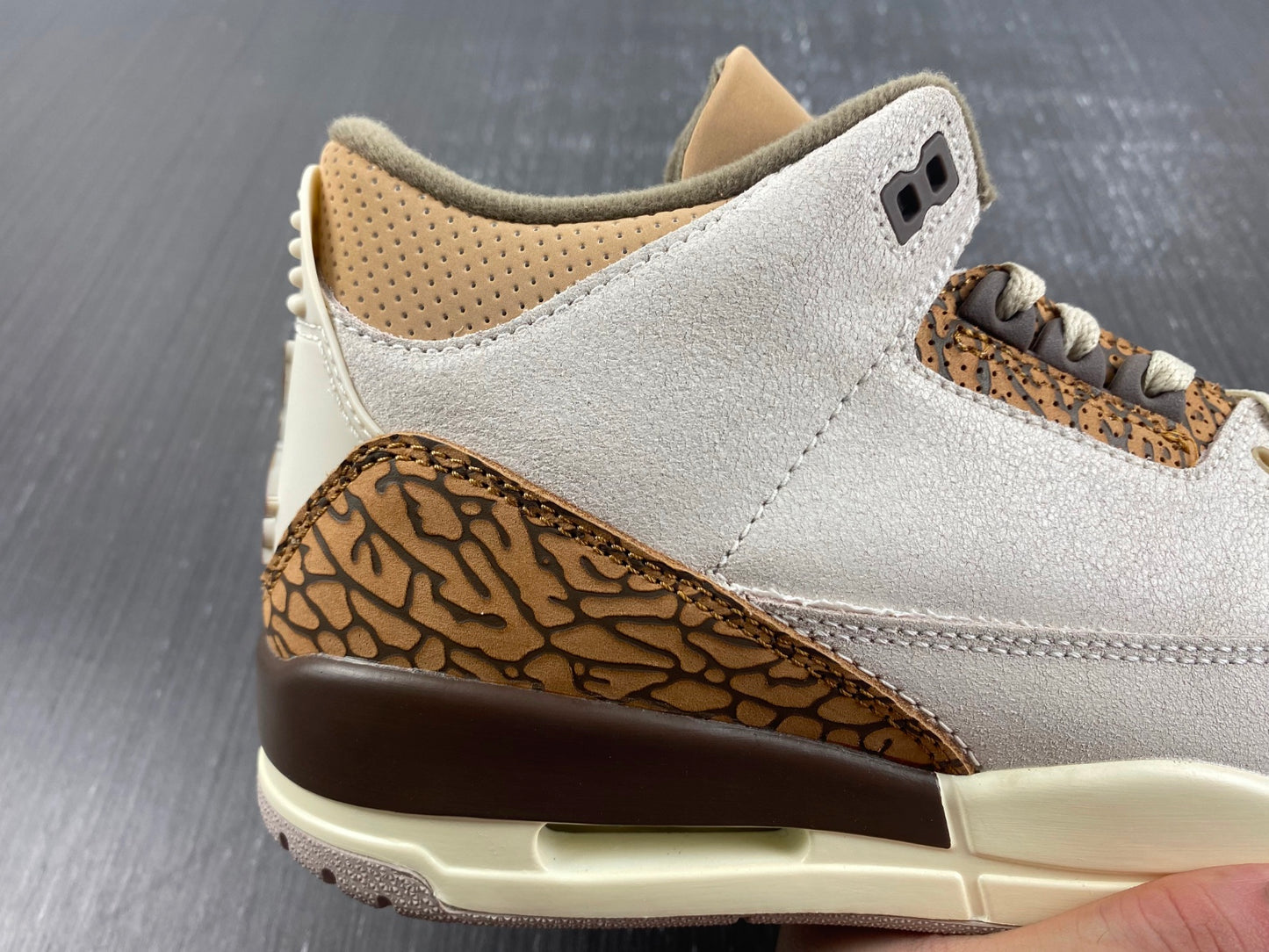 Travis Scott x Air Jordan 3 “Palomino”