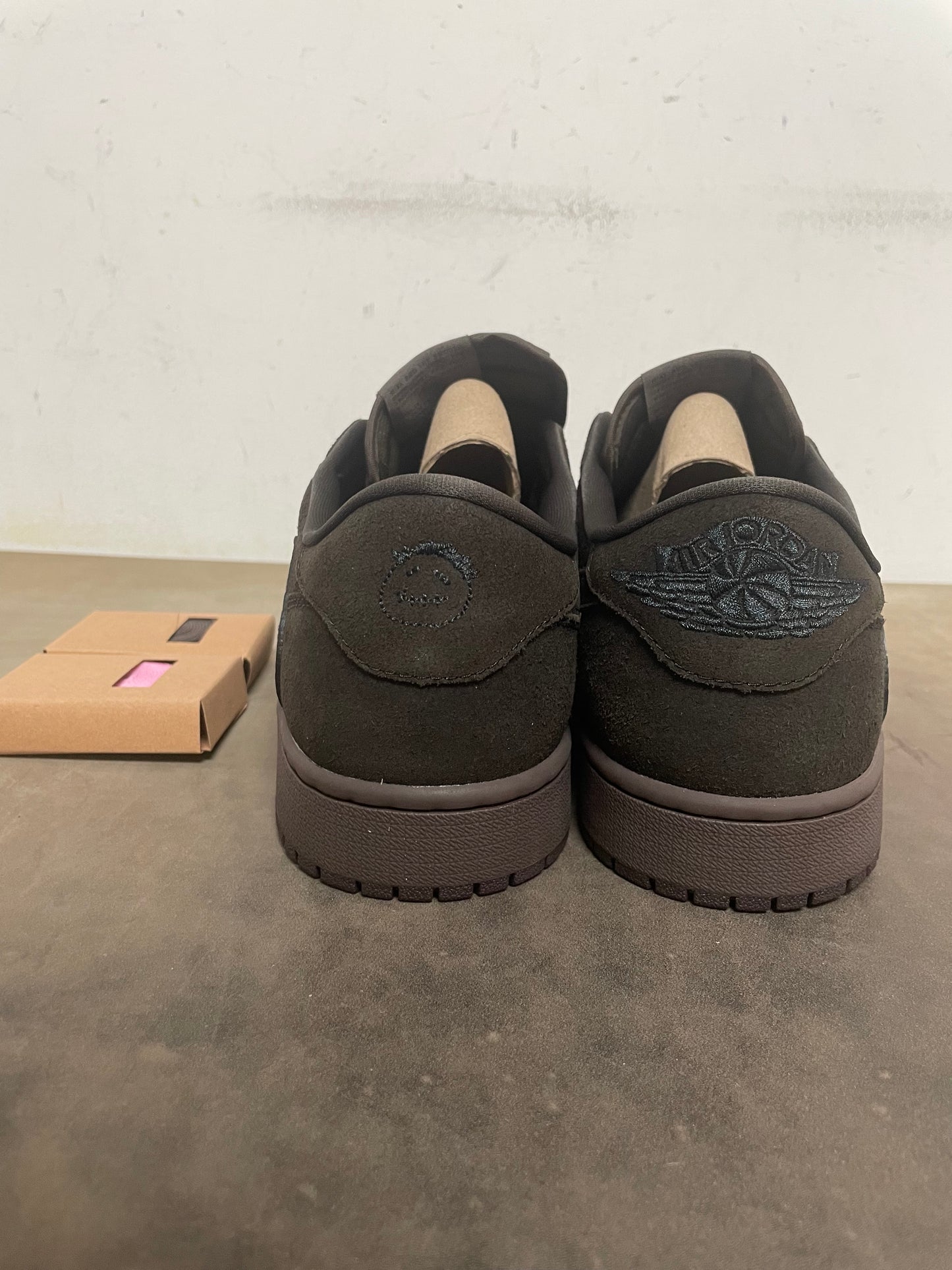 Travis Scott x Air Jordan 1 Low OG "Velvet Brown"