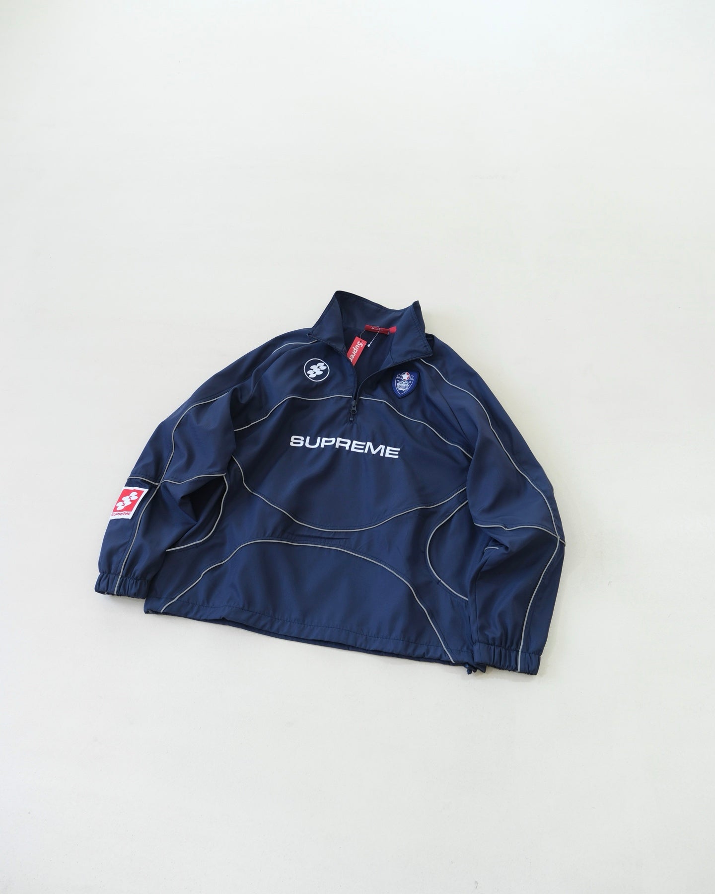 SUP Reflective Piping Pullover