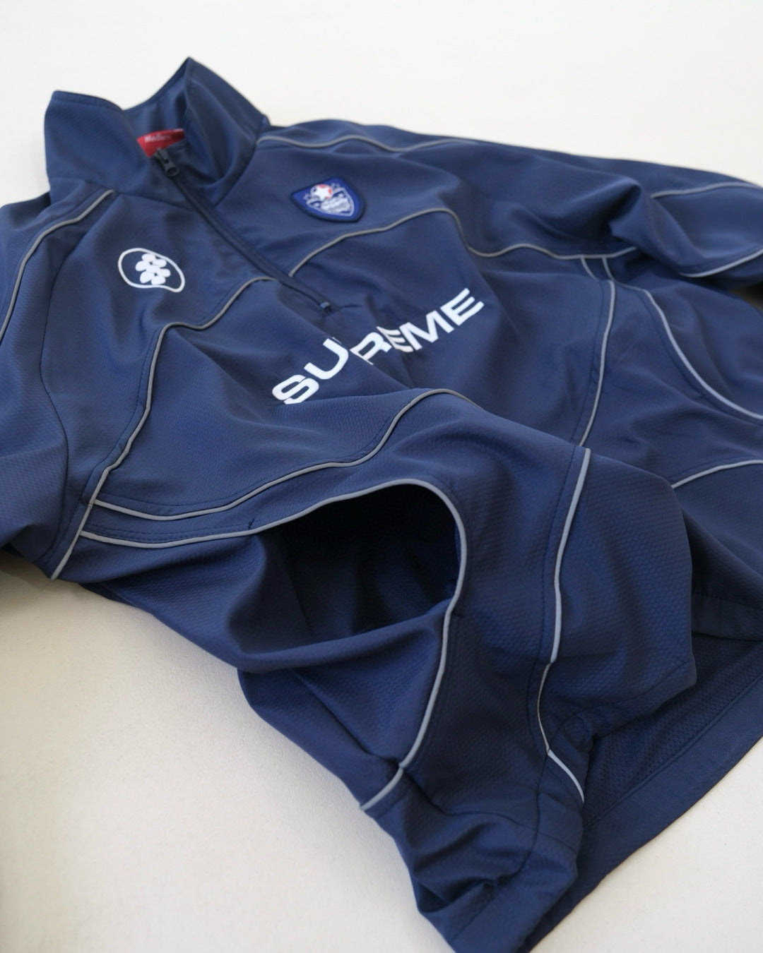 SUP Reflective Piping Pullover