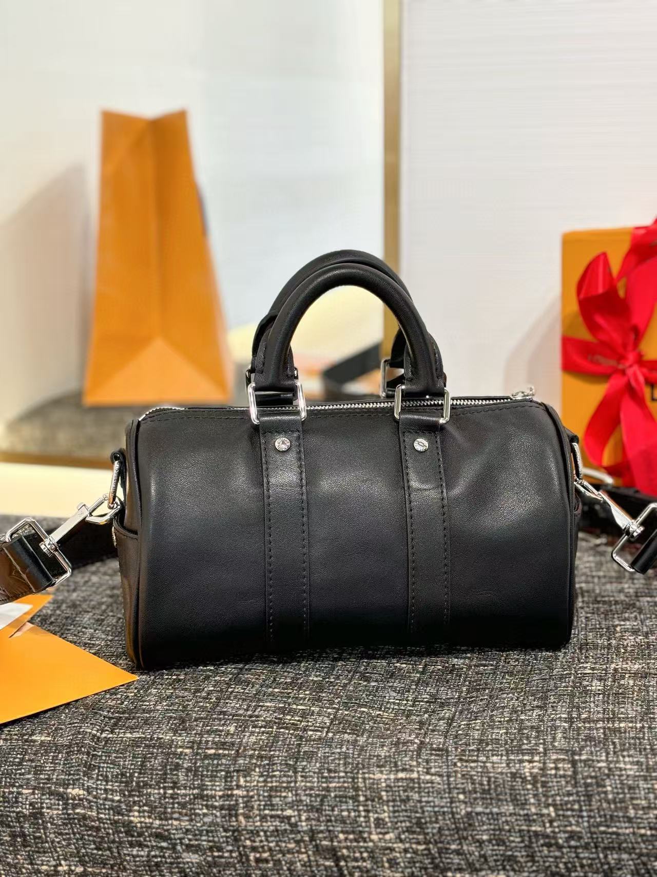 LV Keepall Cargo Bandoulière 25 M13988