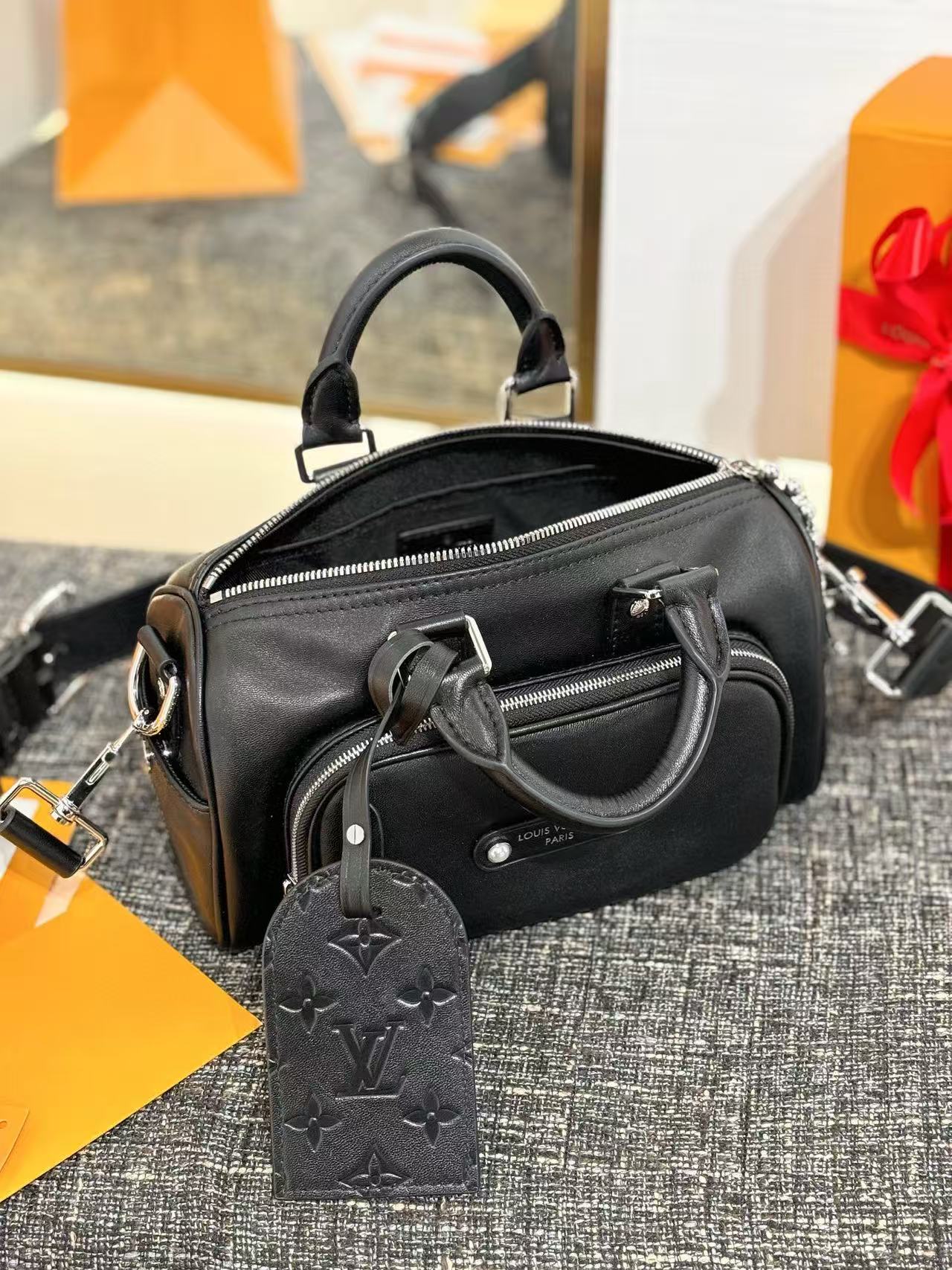 LV Keepall Cargo Bandoulière 25 M13988