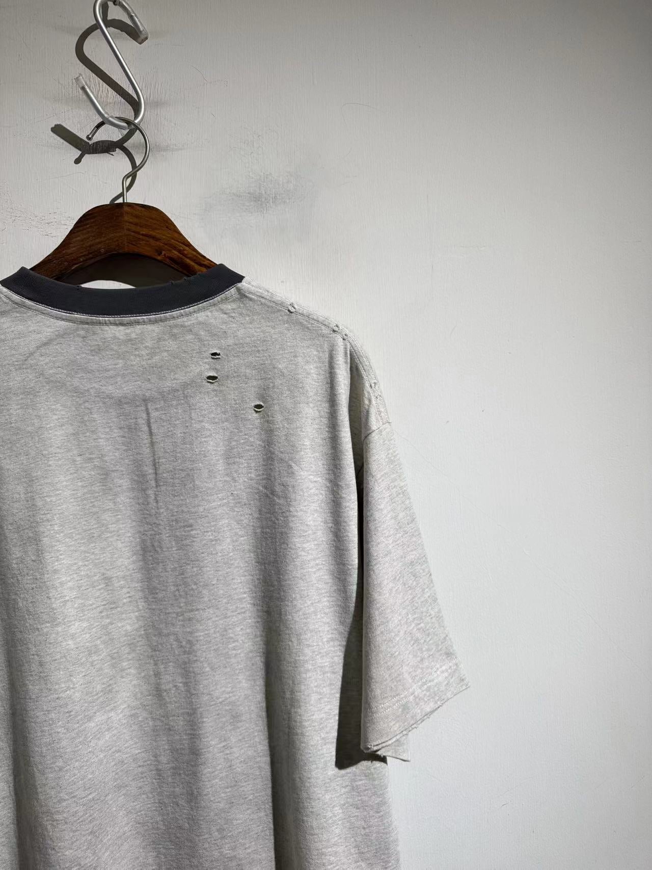 MAISON MIHARA YASUHIRO Smily Face Distressed Ringer Tee