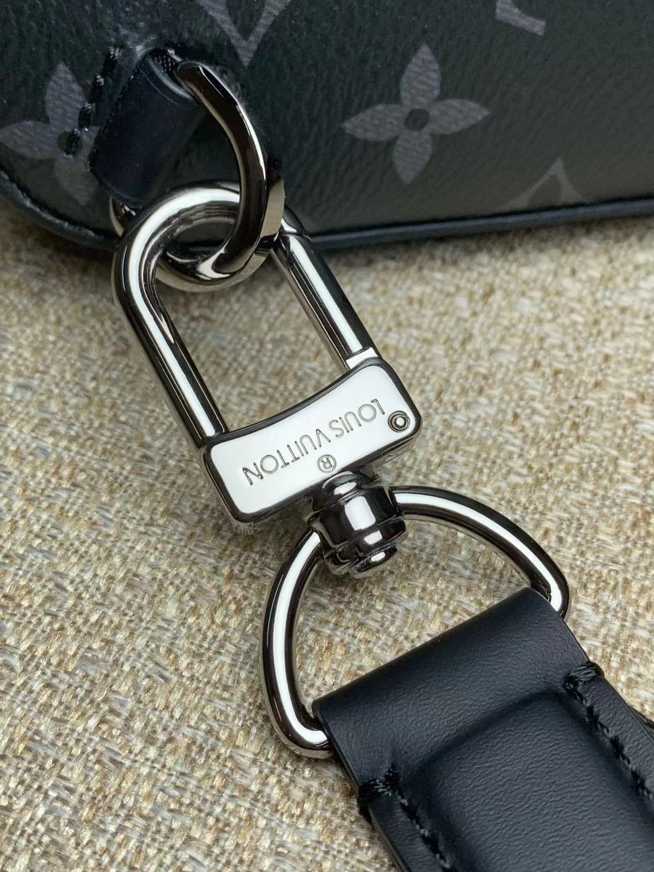 Louis Vuitton Avenue Slingbag PM M47137