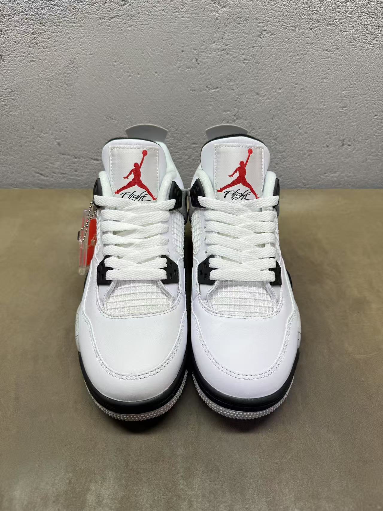 Jordan 4 Cement 2025 WMNS 7.5 READY TO SHIP