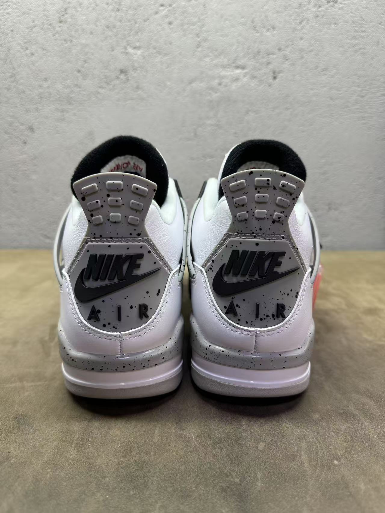 Jordan 4 Cement 2025 WMNS 7.5 READY TO SHIP