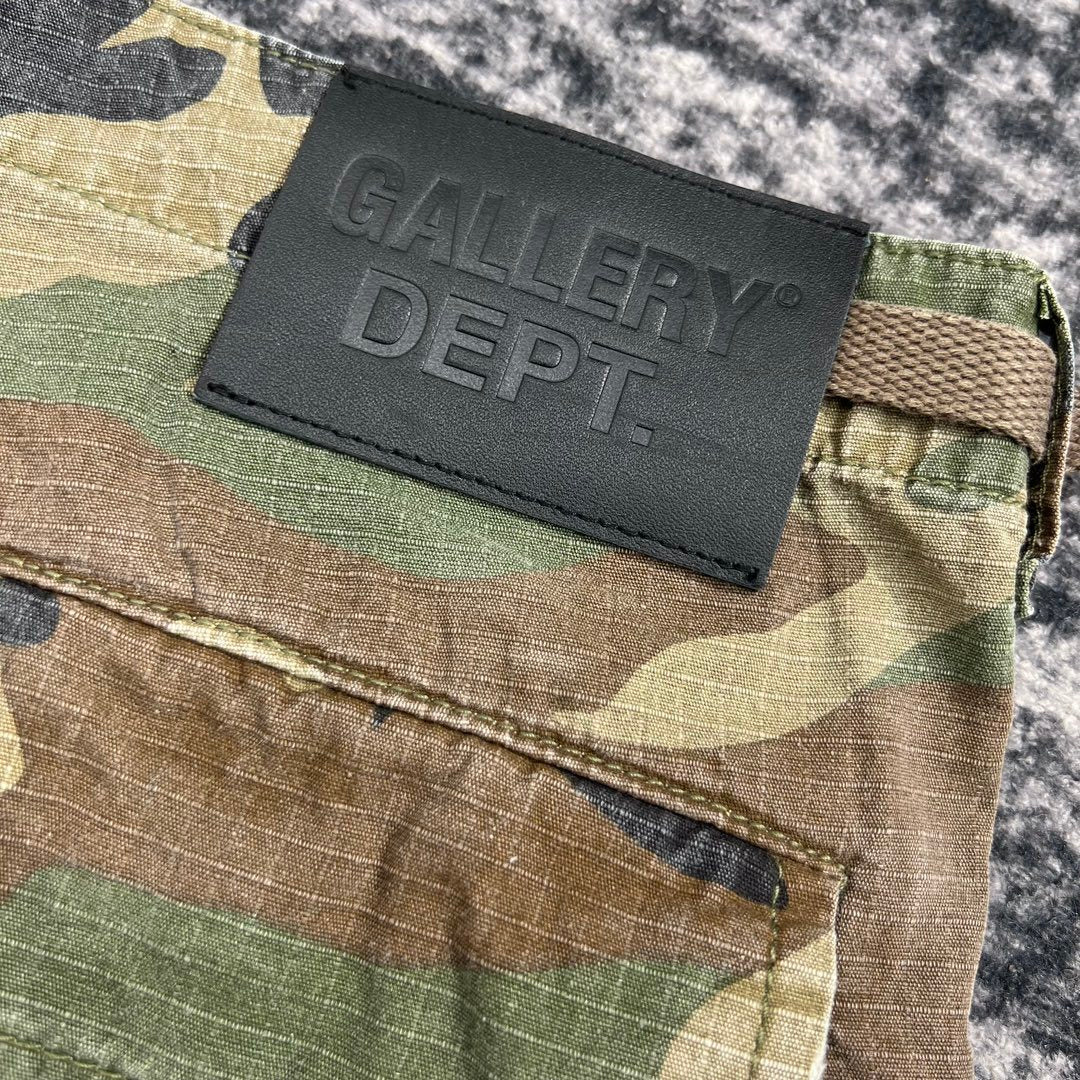 Gallery Dept. G patch camo shorts