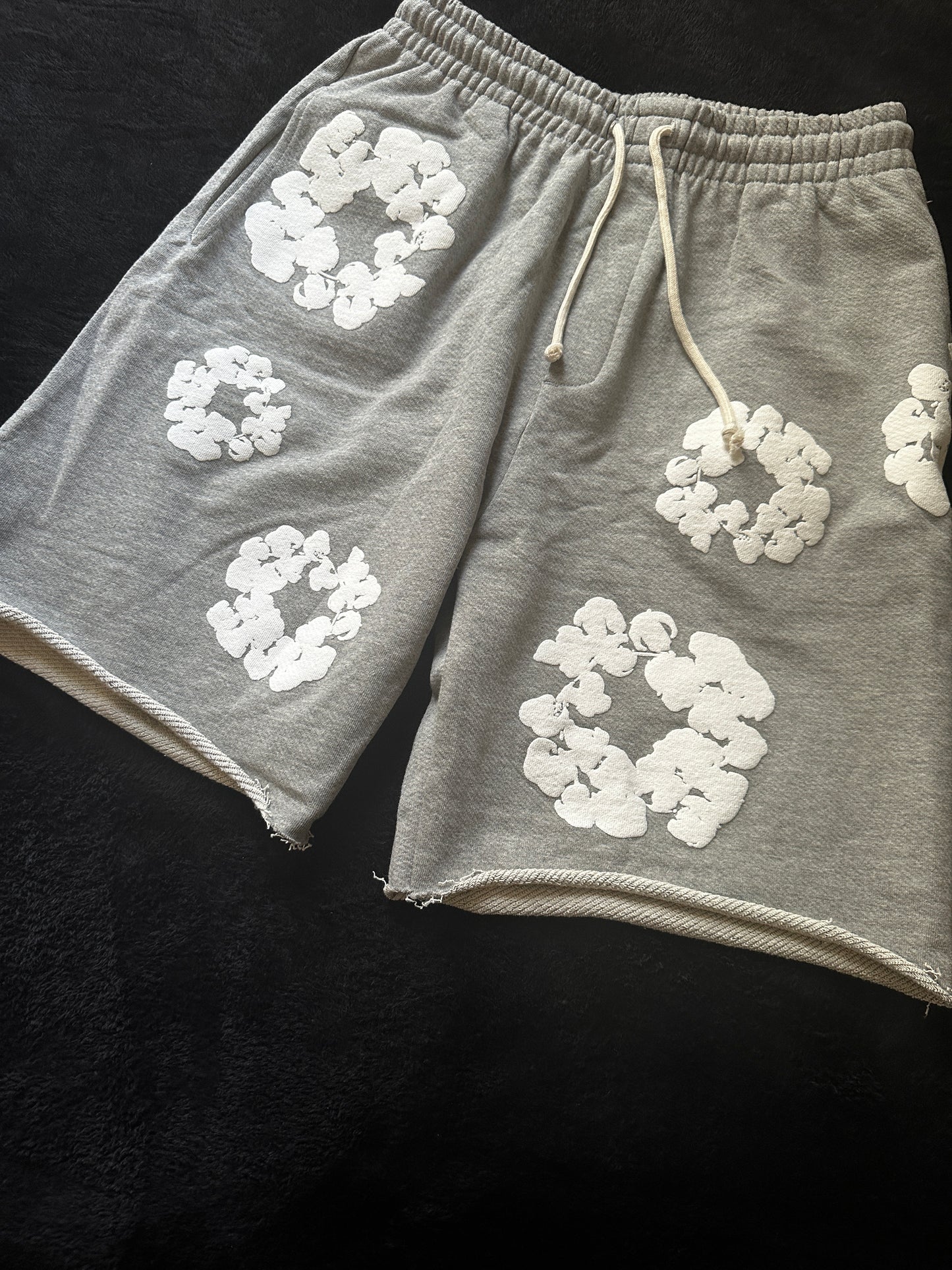 READY-MADE SWEAT GREY SHORTS MEDIUM
