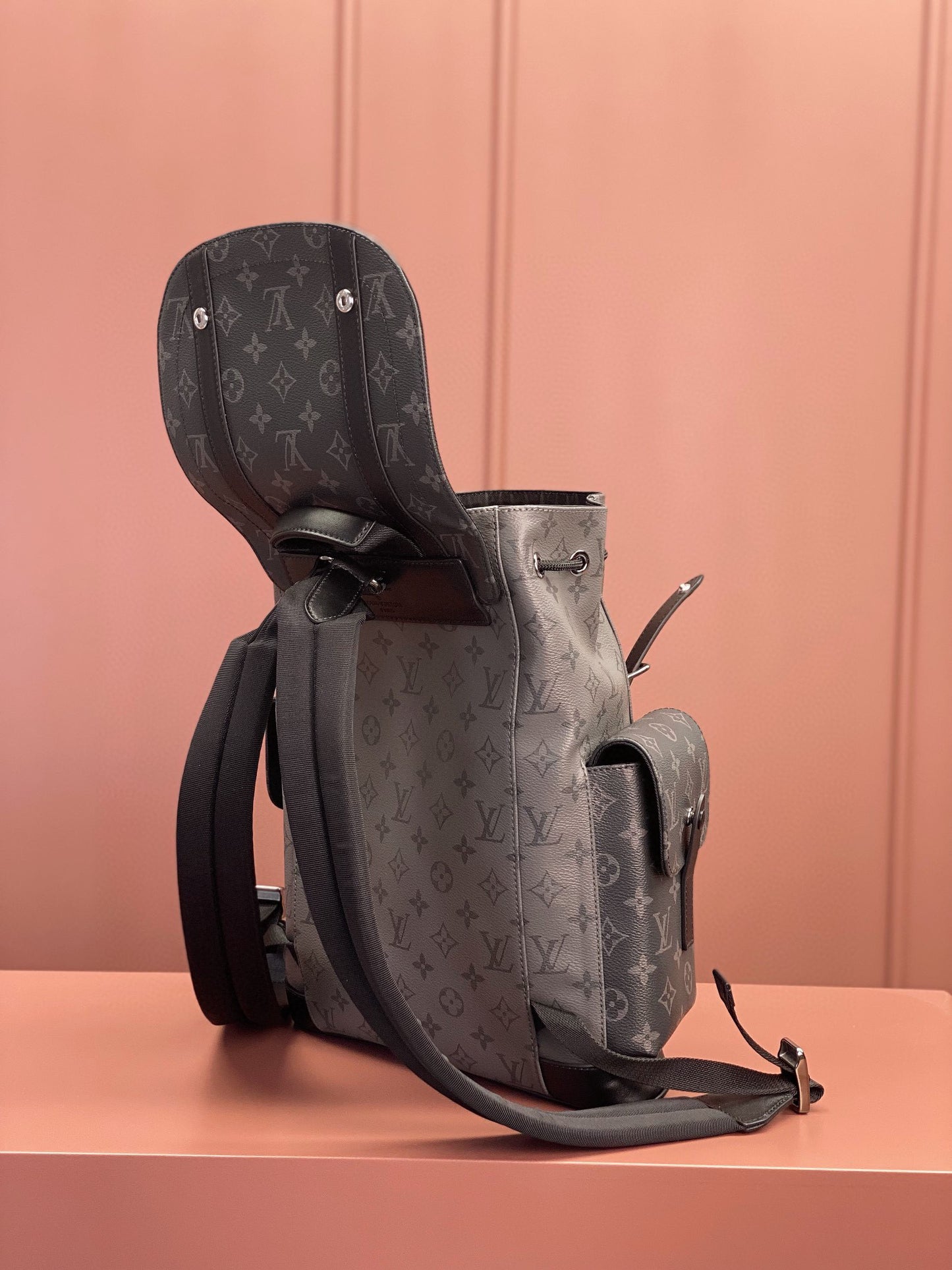 Louis Vuitton Christopher PM M46331
